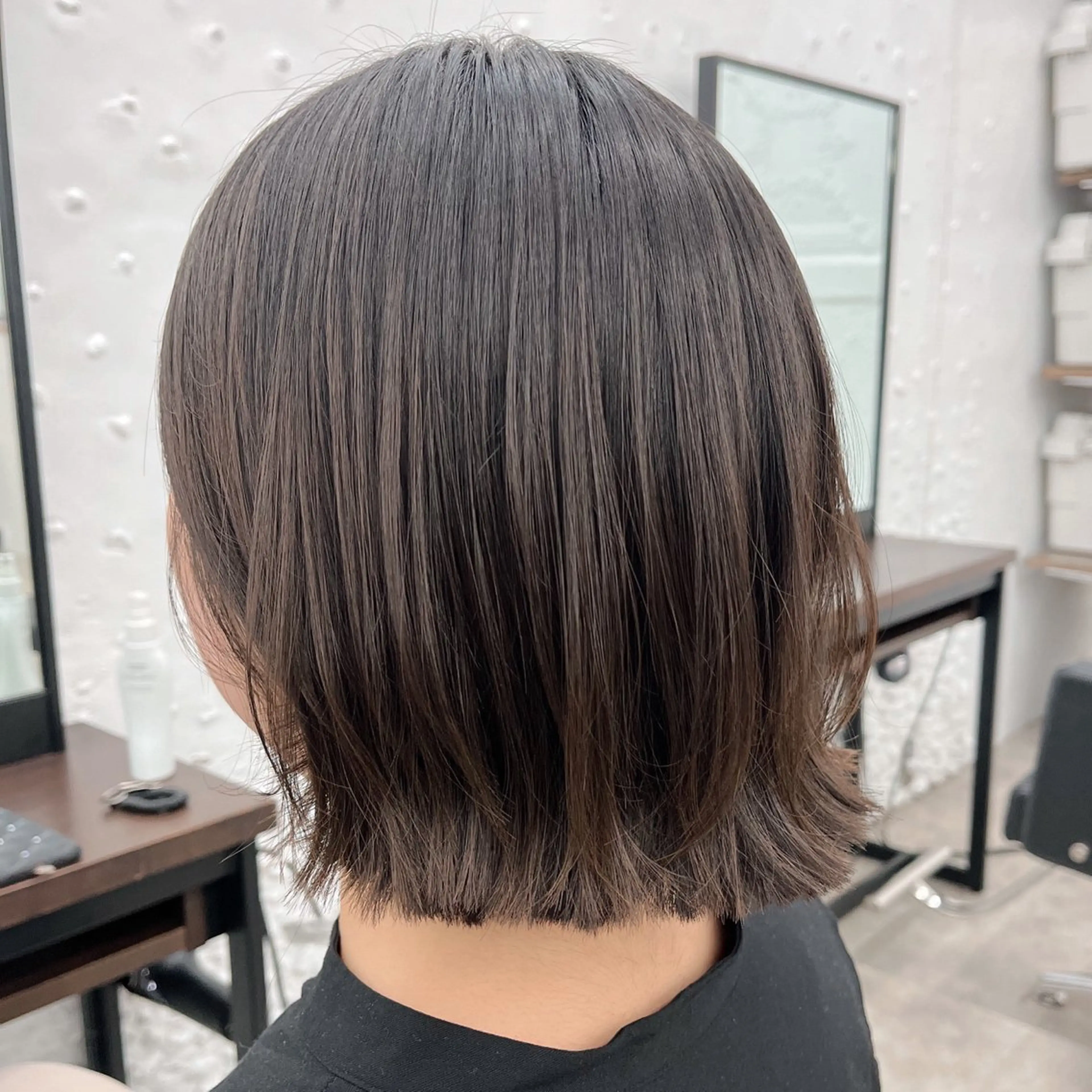 ショート カラー ヘアアレンジ 透明感カラー グレージュ ボブ 🌱ボブ/レイヤー/ ベージュ/あやみ✨のヘアスタイル
