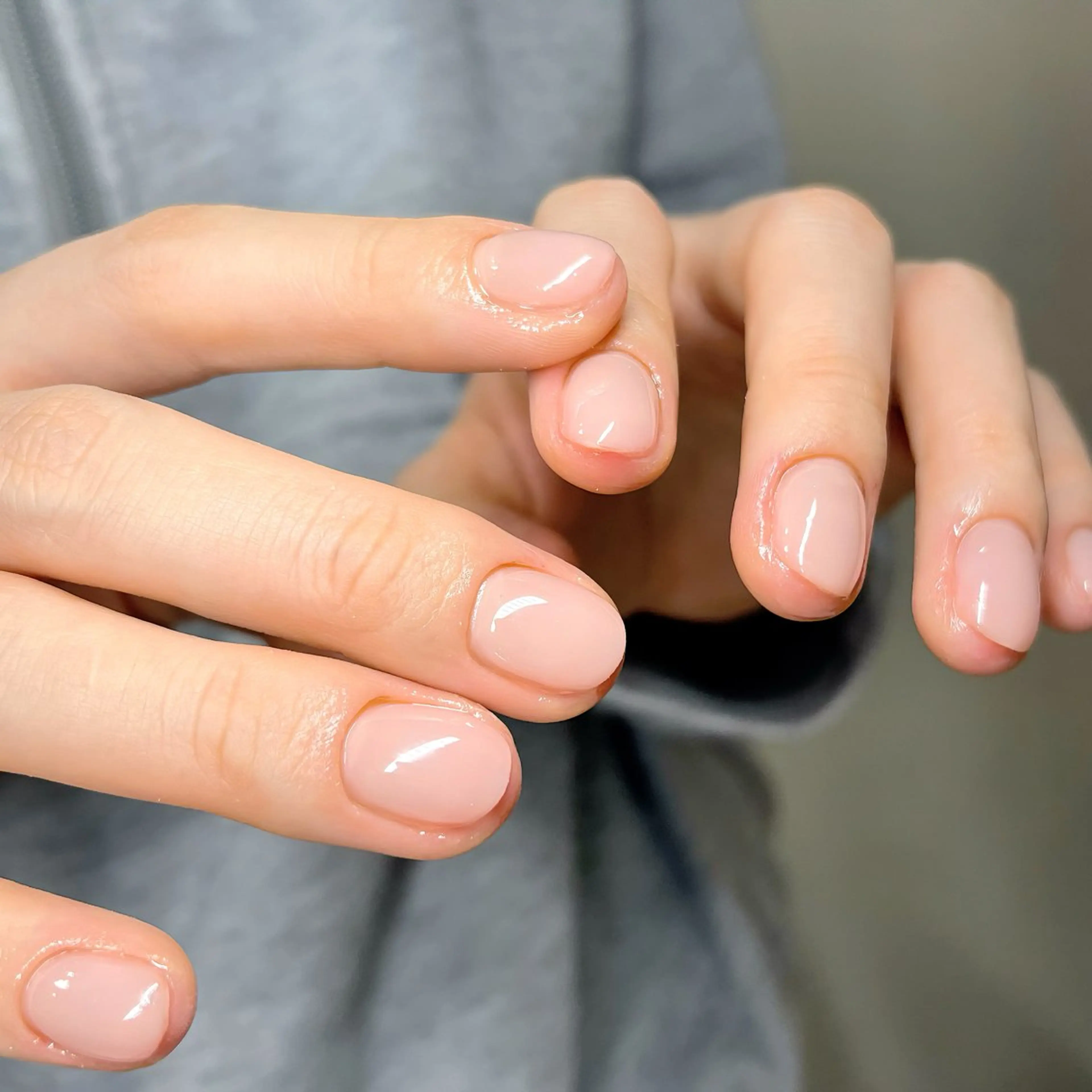ネイル フレンチネイル ミラーネイル オフィスネイル シルバー シンプルネイル ハンドネイル ハンドケア 🫧OPELIA NAIL渋谷🫧のネイルデザイン