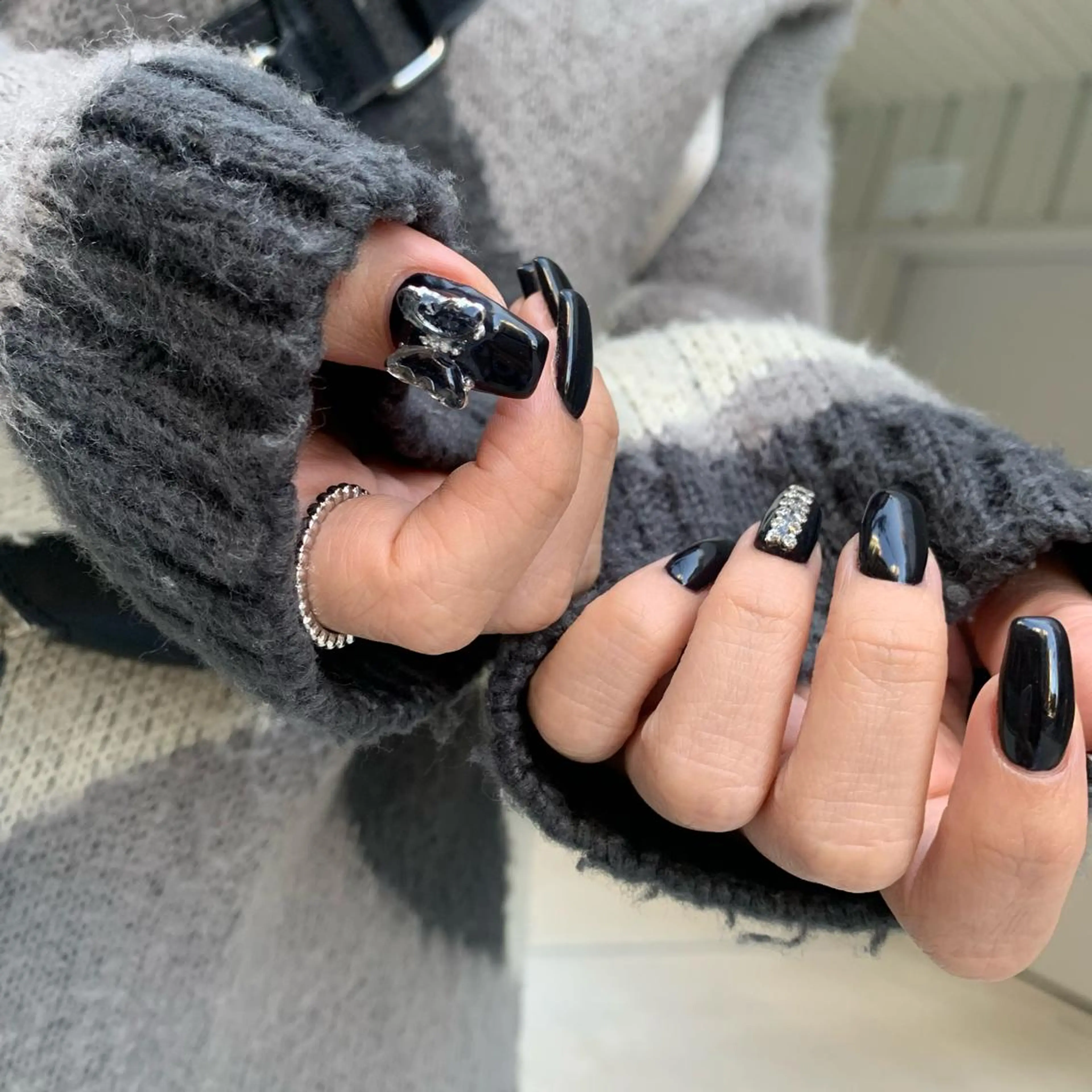 ネイル kana/モード ・グランジ໒꒱のネイルデザイン