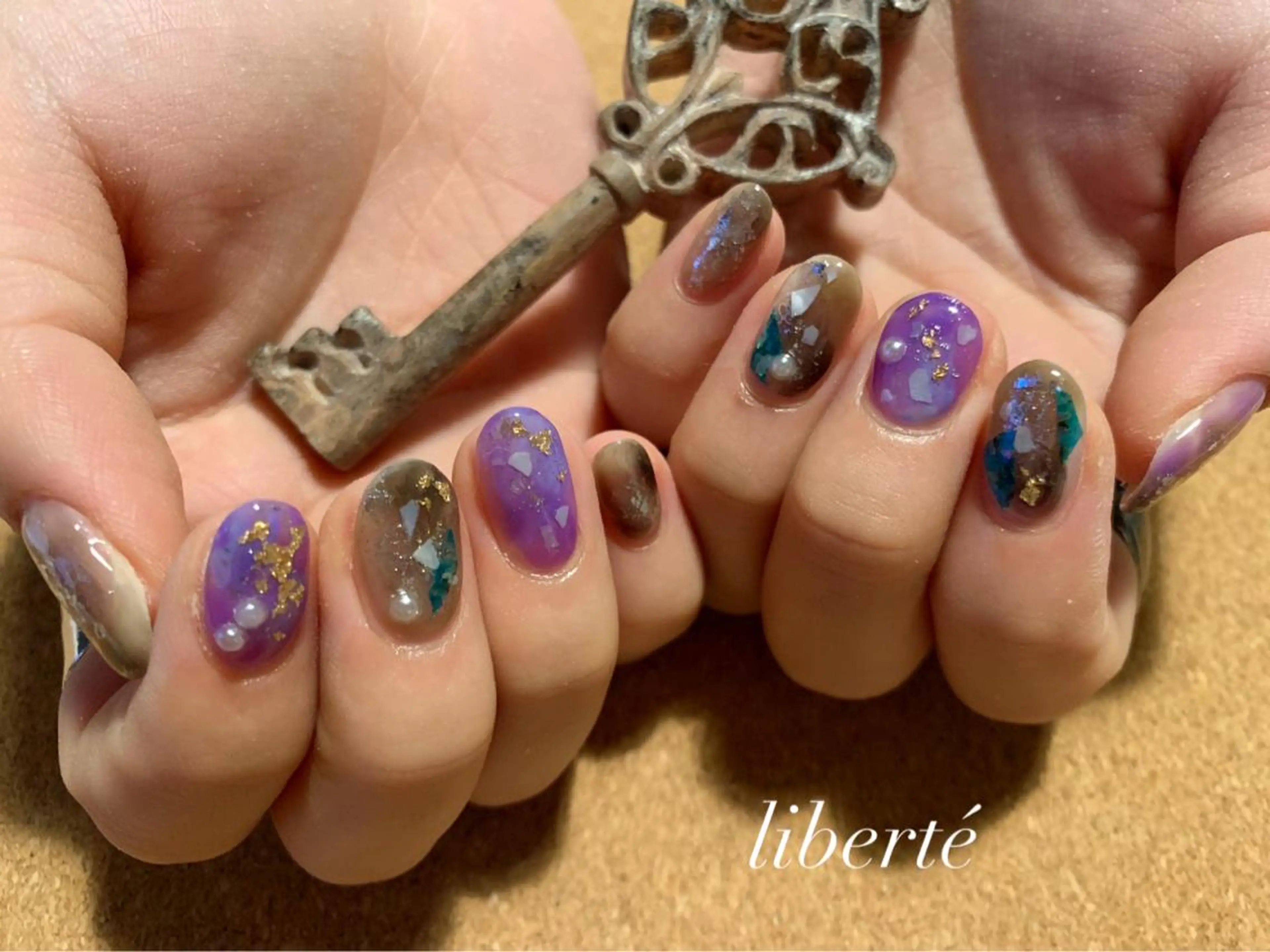 ネイル liberté (リベルテ)のネイルデザイン