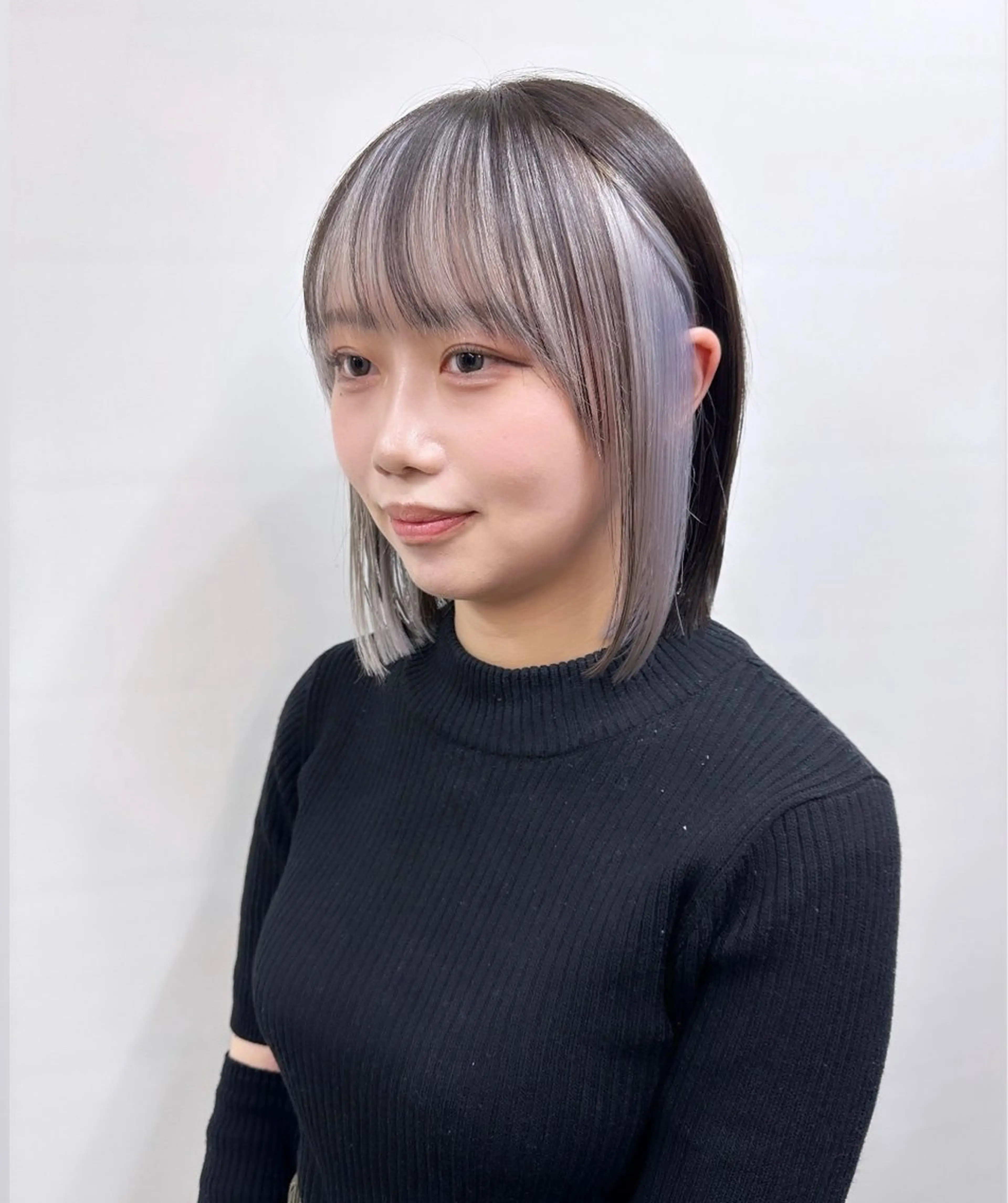 ミディアム ミストバング ヘアカラー 近藤 楓花のヘアスタイル
