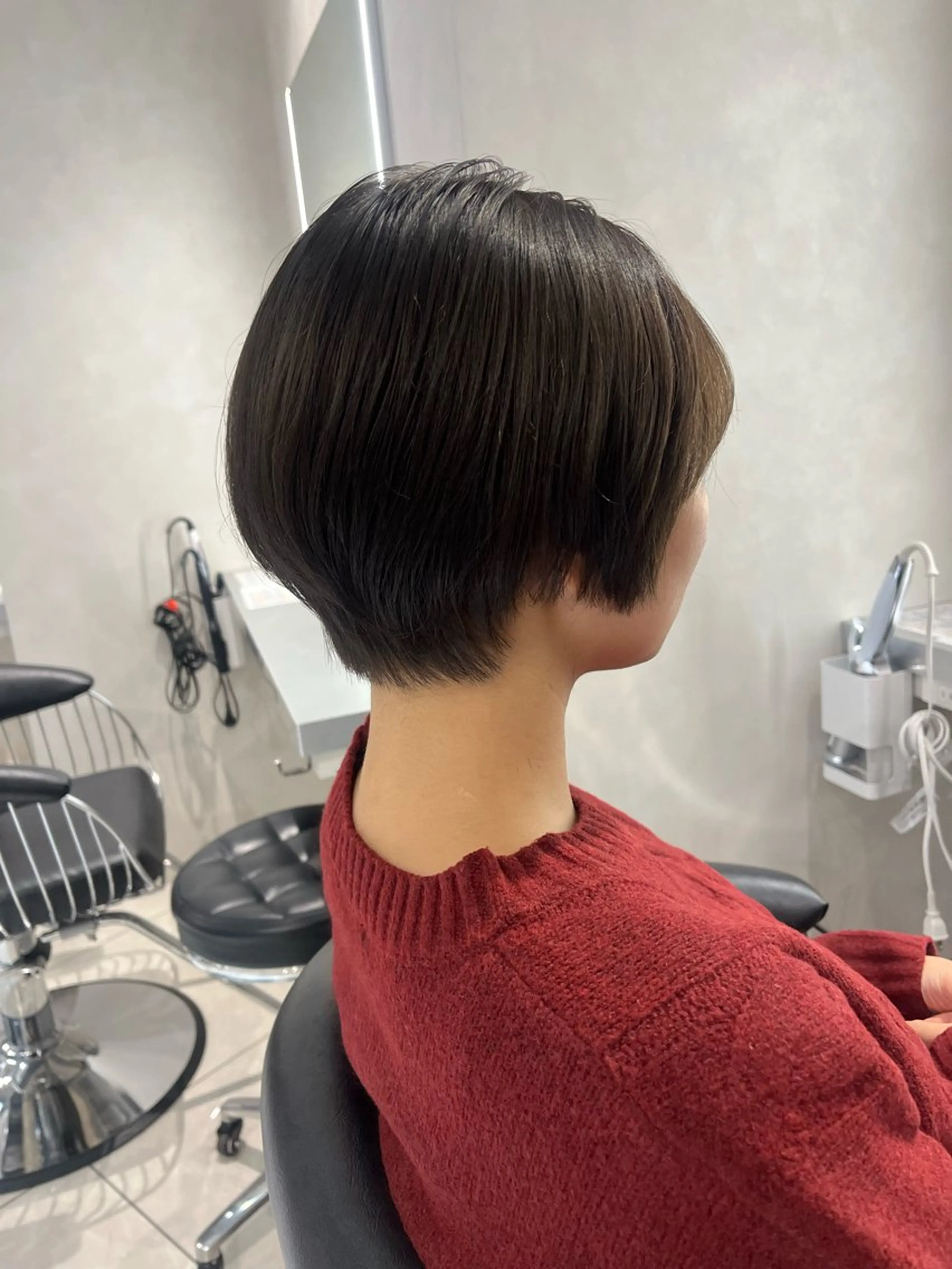 ショート 韓国メンズ特化 ダウン・毛流れパーマのヘアスタイル