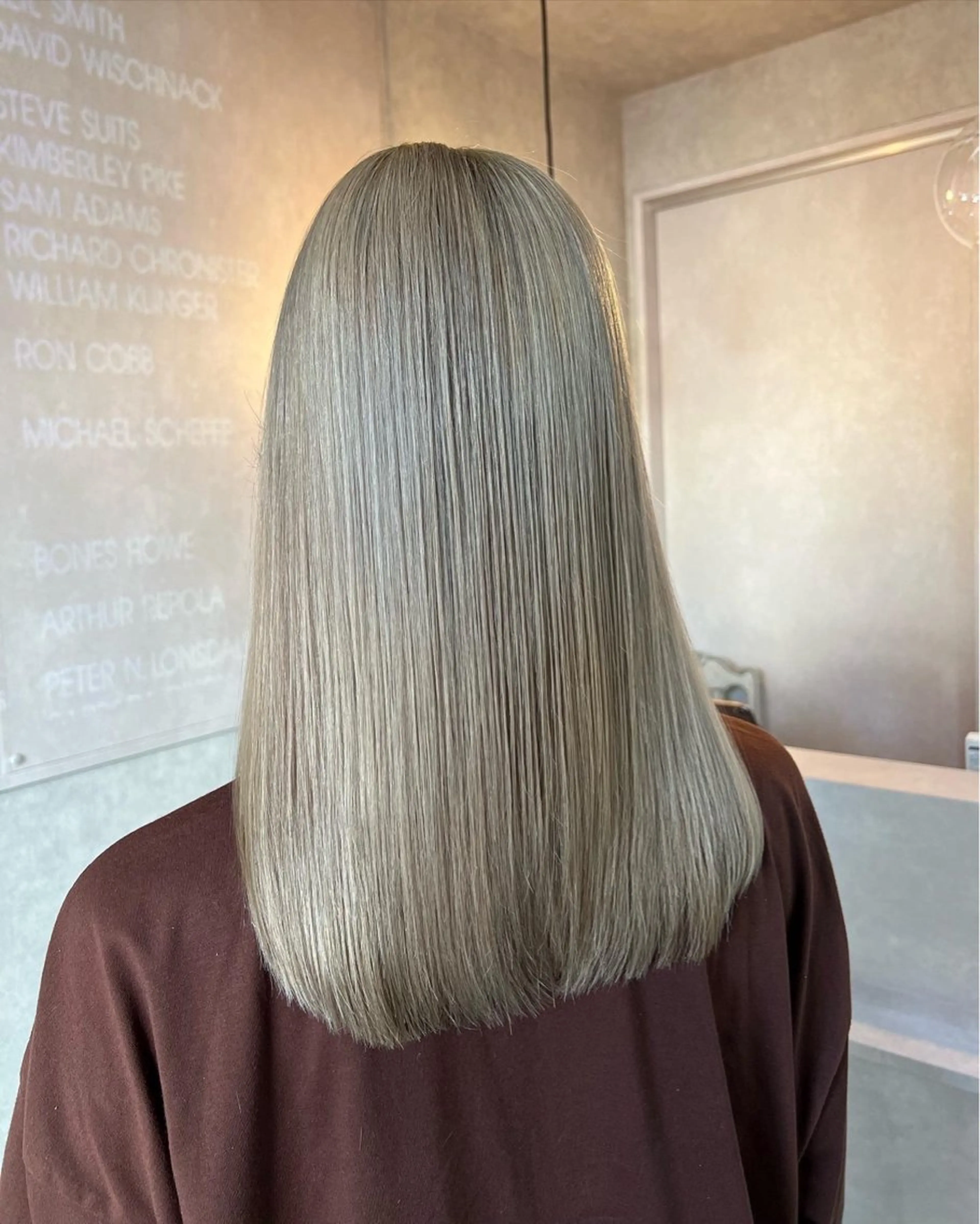 ロング カラー ベージュカラー ミルクティーベージュ ヘアカラー ar clip表参道所属・💜髪質改善/ 艶カラー/ミナ🩷のヘアスタイル