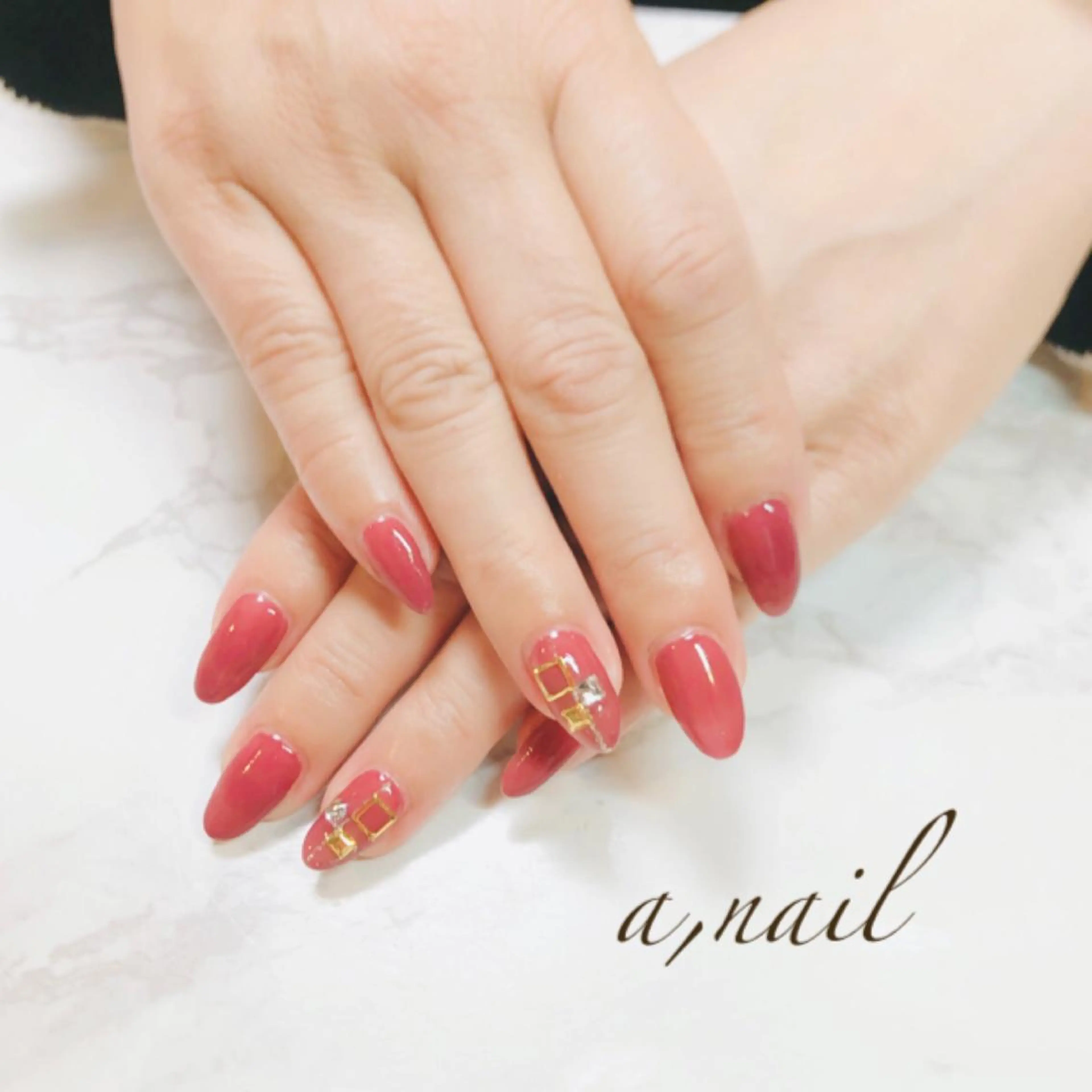 ネイル フットネイル ジェルネイル グラデーション ニュアンスネイル オフィスネイル ハンドネイル ネイルサロン エーネイルのネイルデザイン