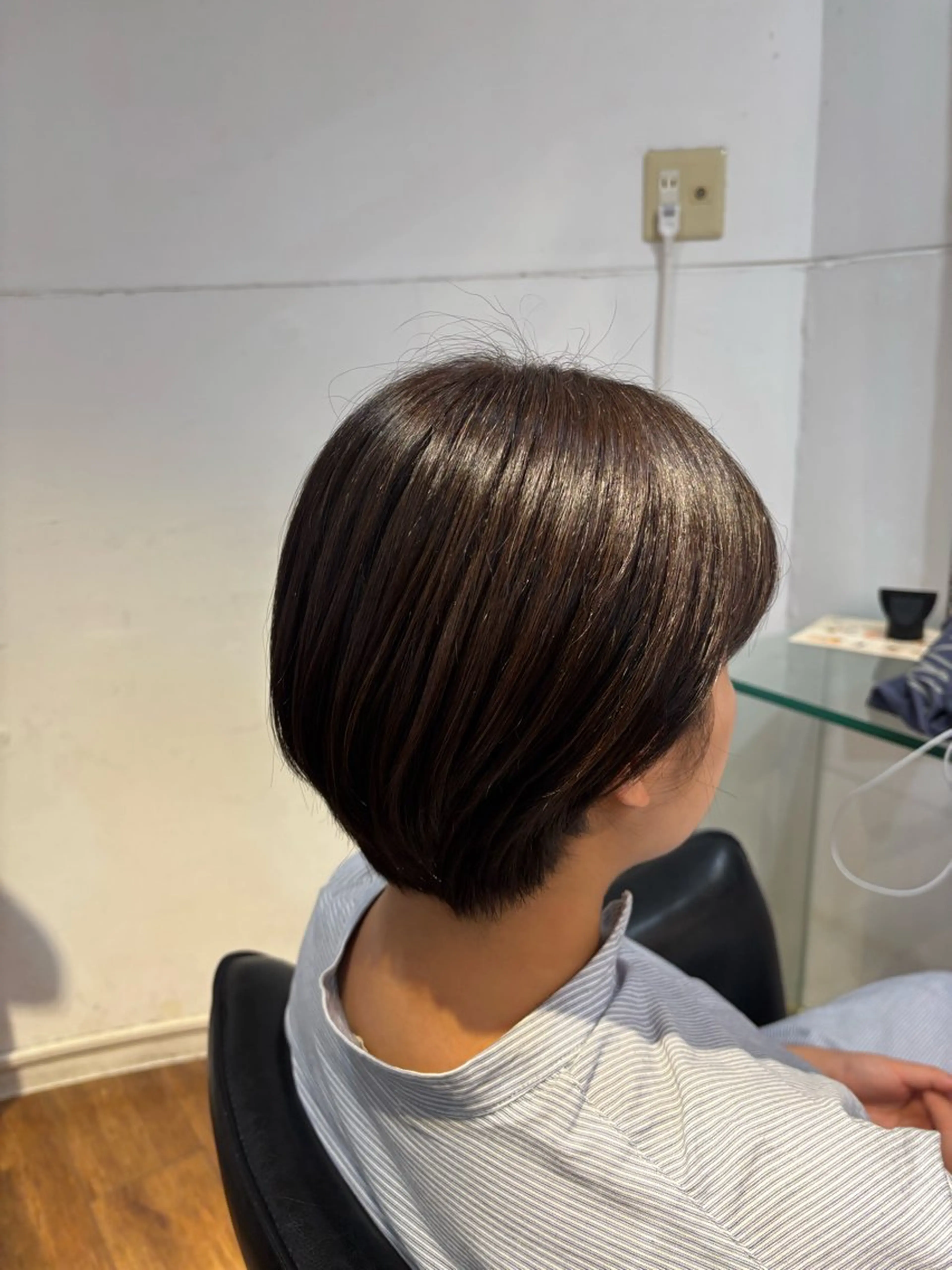 ショート ヘアカラー トリートメント 荻窪8月阿佐ヶ谷 宇田川かなのヘアスタイル