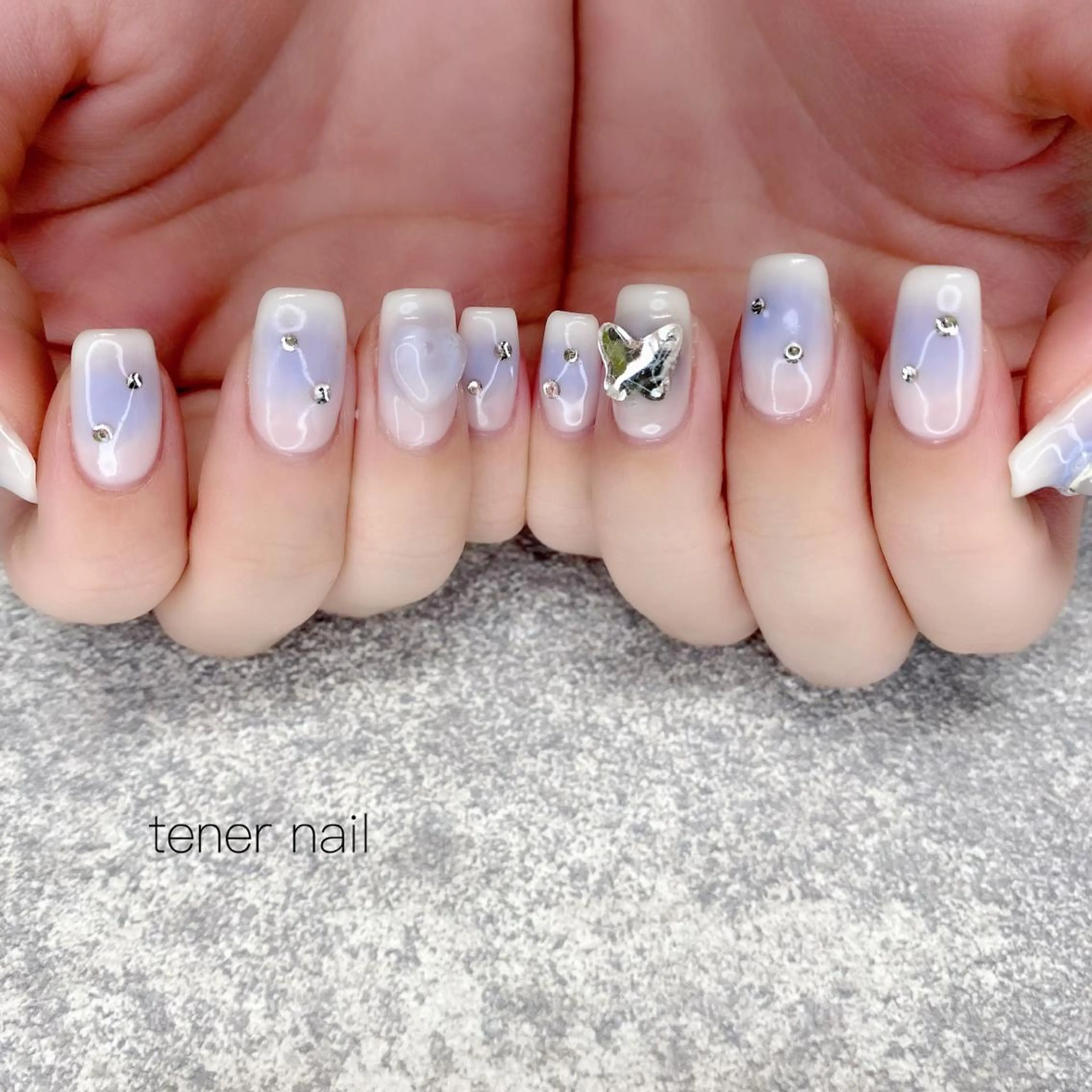 ネイル チークネイル ホワイト tener  nail  テネルネイル所属・テネルネイル tener nailのネイルデザイン