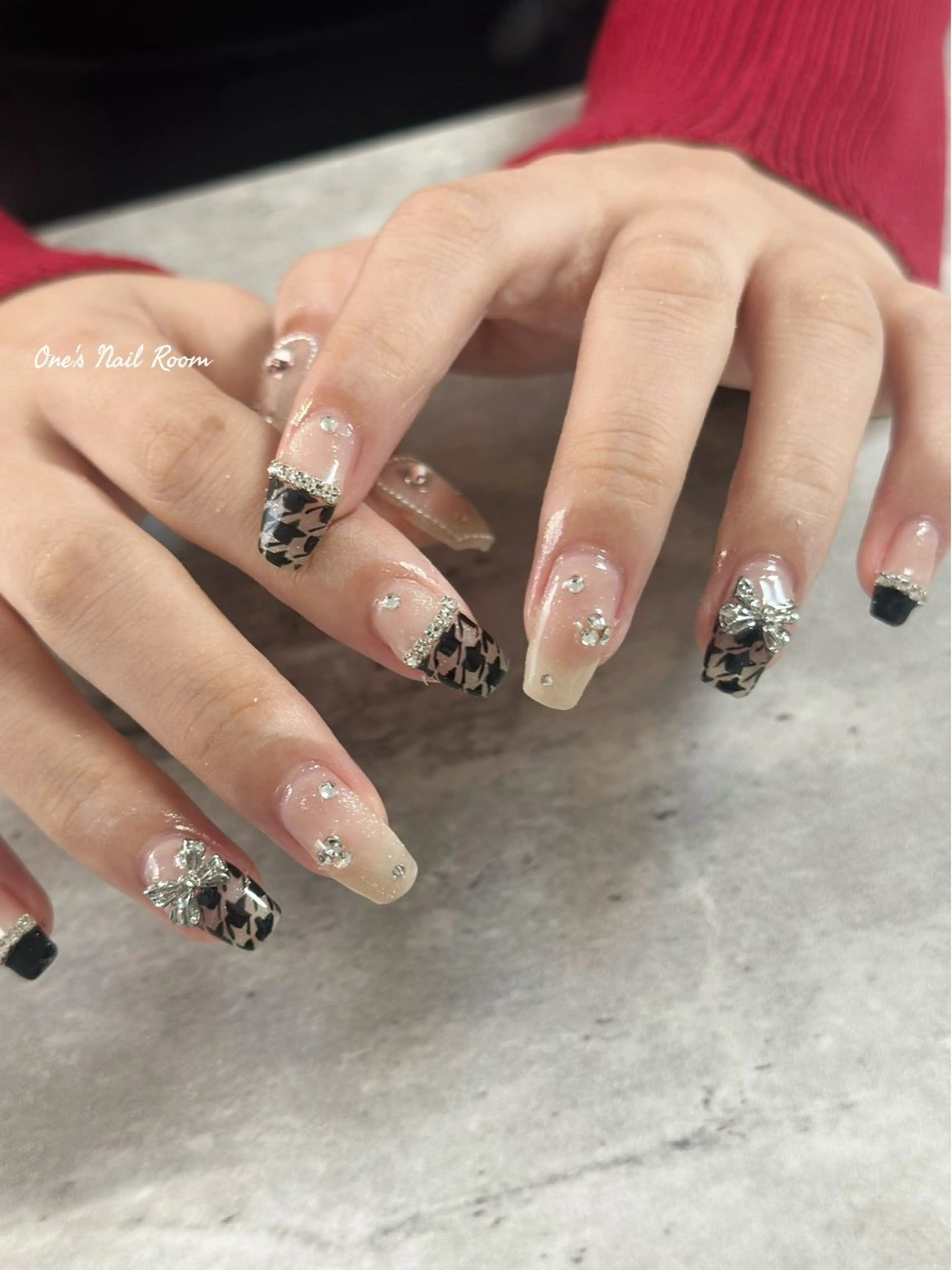 ネイル ハンドネイル One's Nail Roomのネイルデザイン