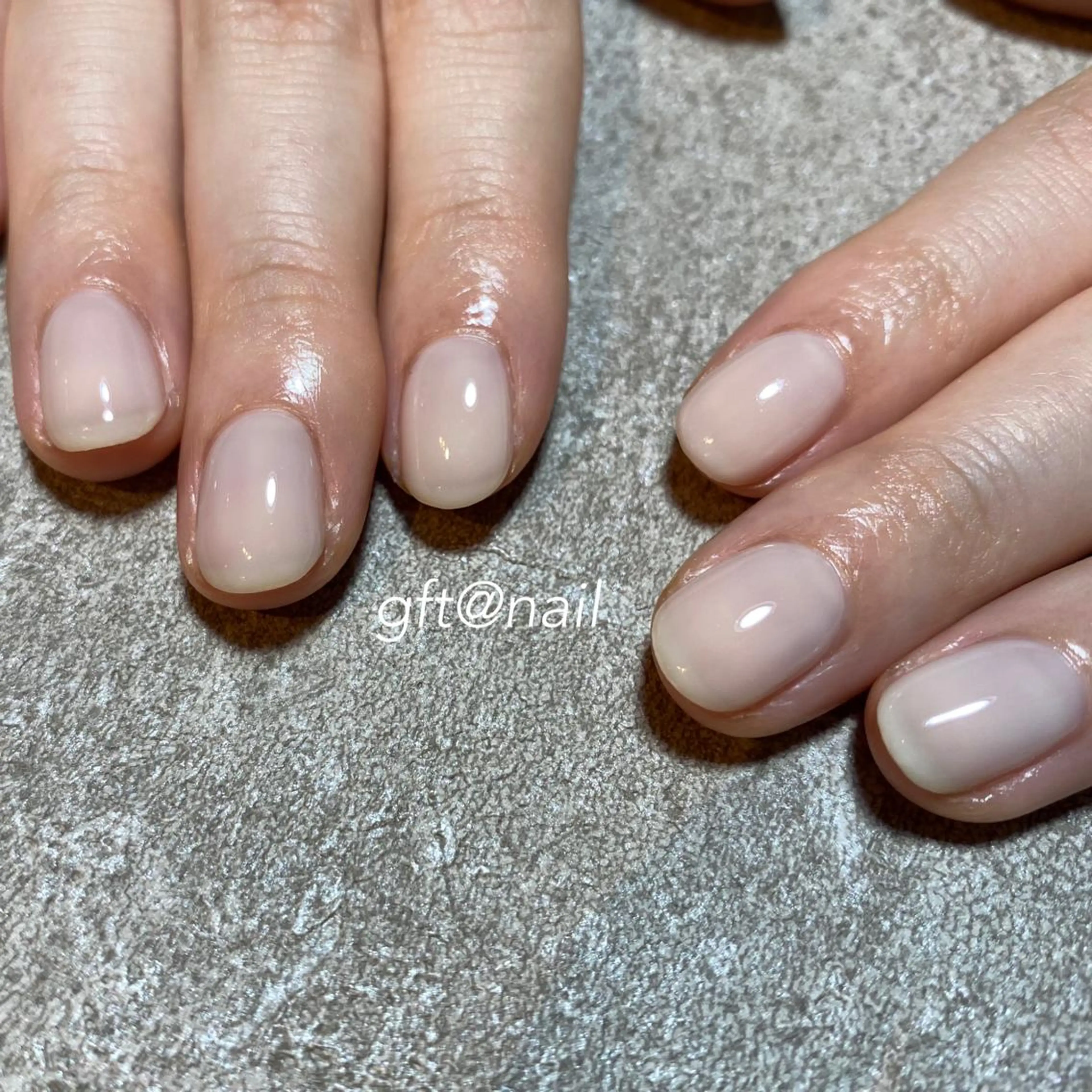 ネイル クリアネイル 氷ネイル・うるうるネイル ホワイト ハンドネイル etorca nailのネイルデザイン