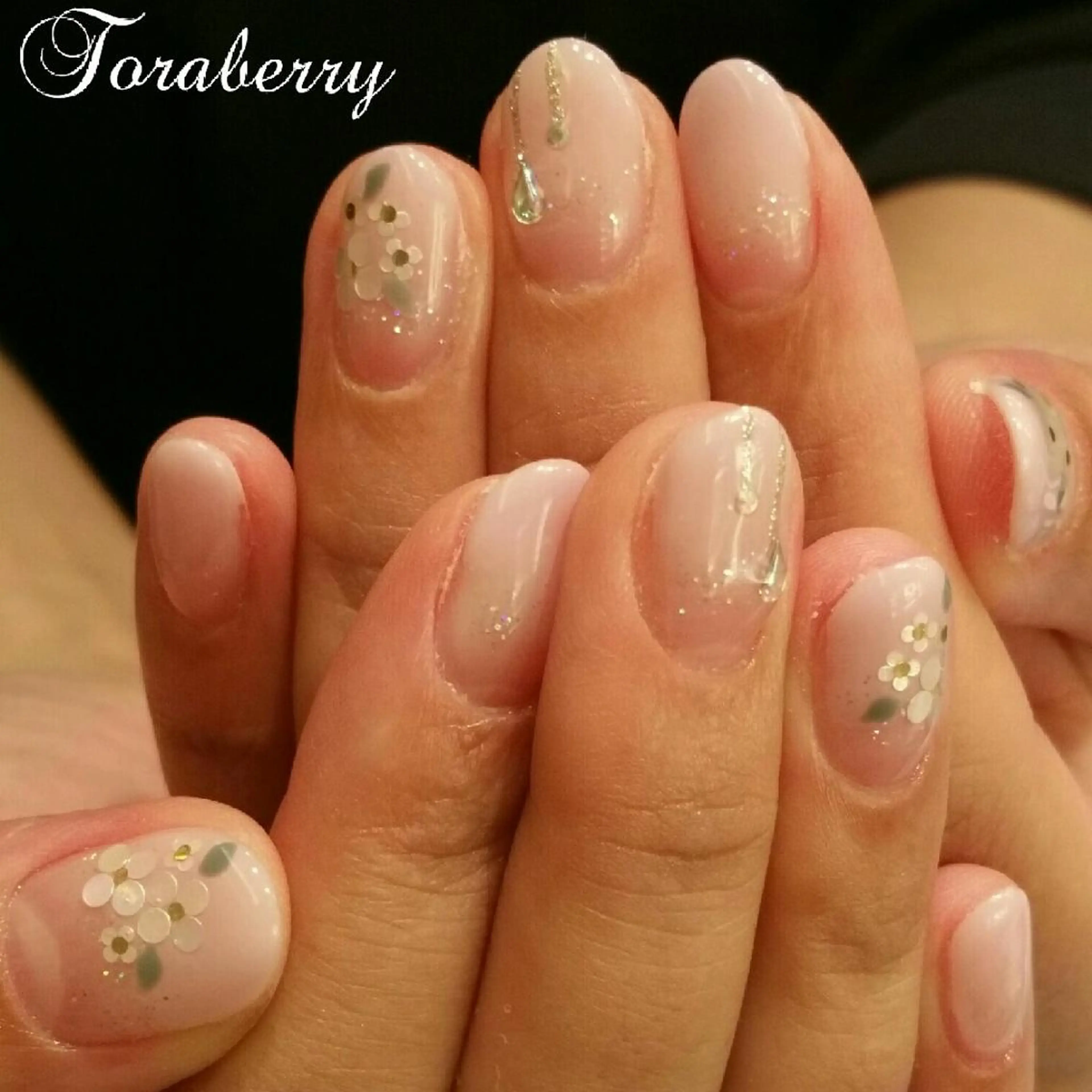 ネイル ネイリスト なつみのネイルデザイン