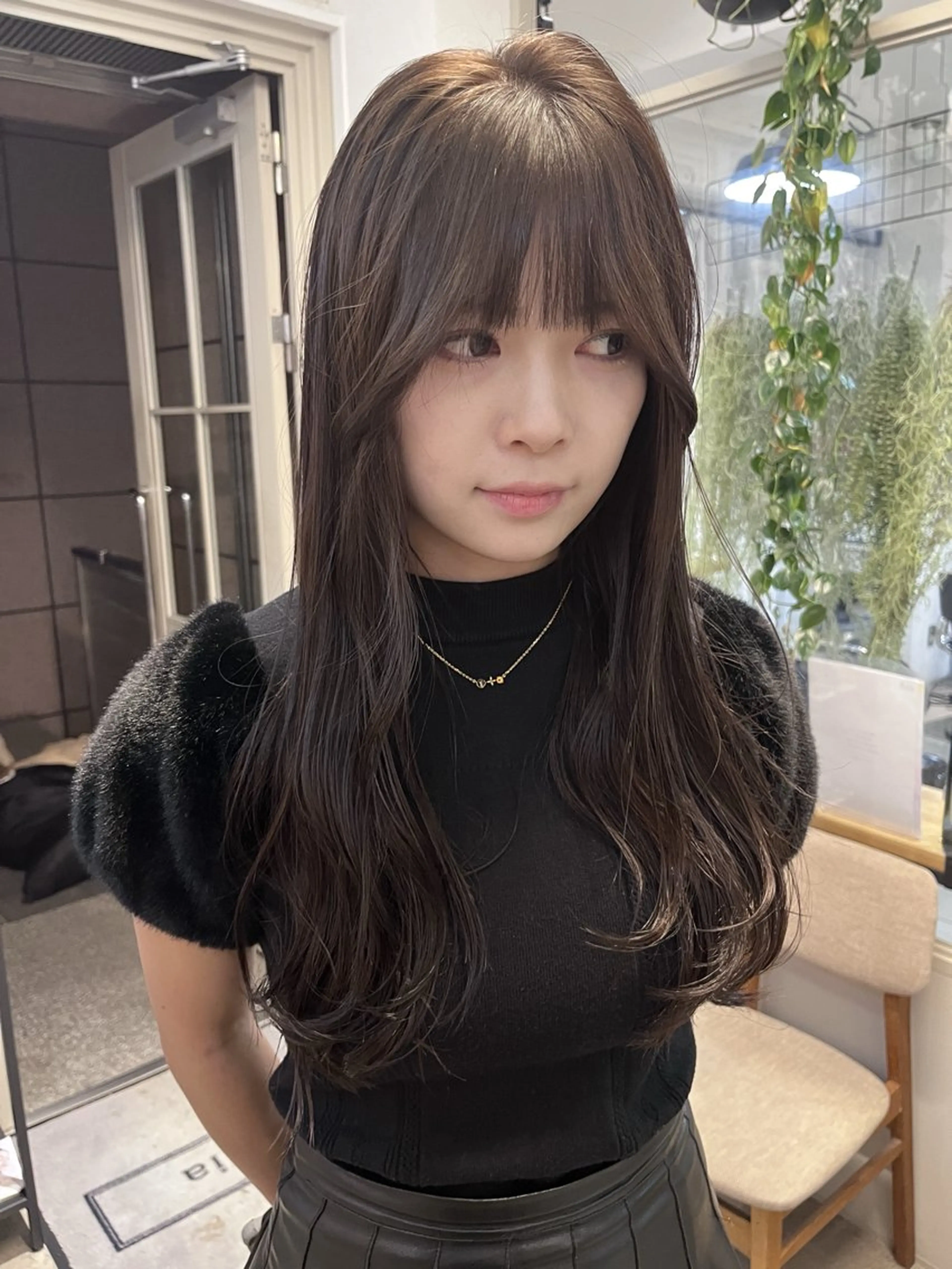 セミロング カラー カット ヘアカラー トリートメント スッと馴染むヘア /ヨシダトモキのヘアスタイル