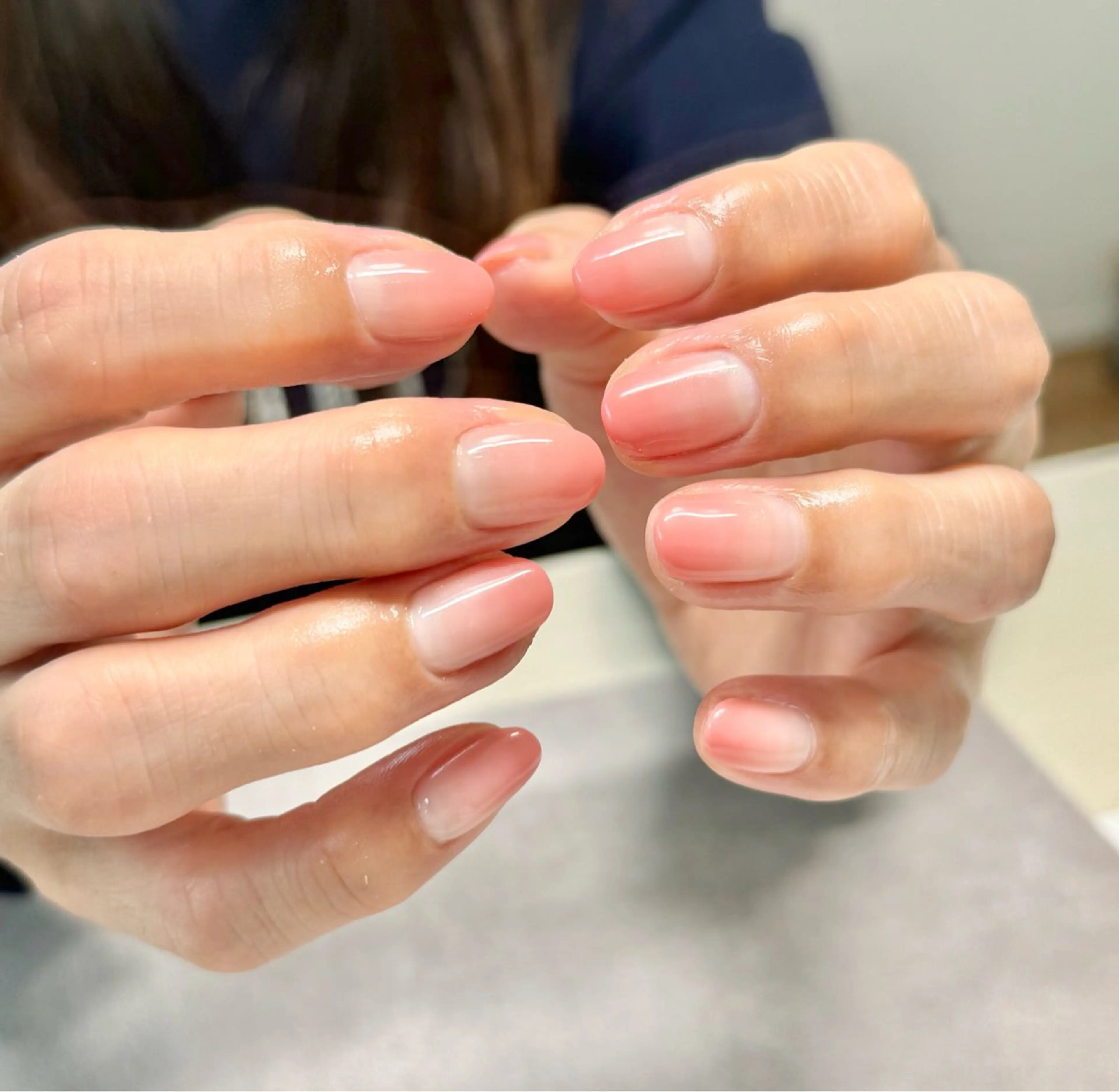 ネイル 入学式 ジェルネイル グラデーション オフィスネイル パラジェル ハンドネイル nailroom amyのネイルデザイン