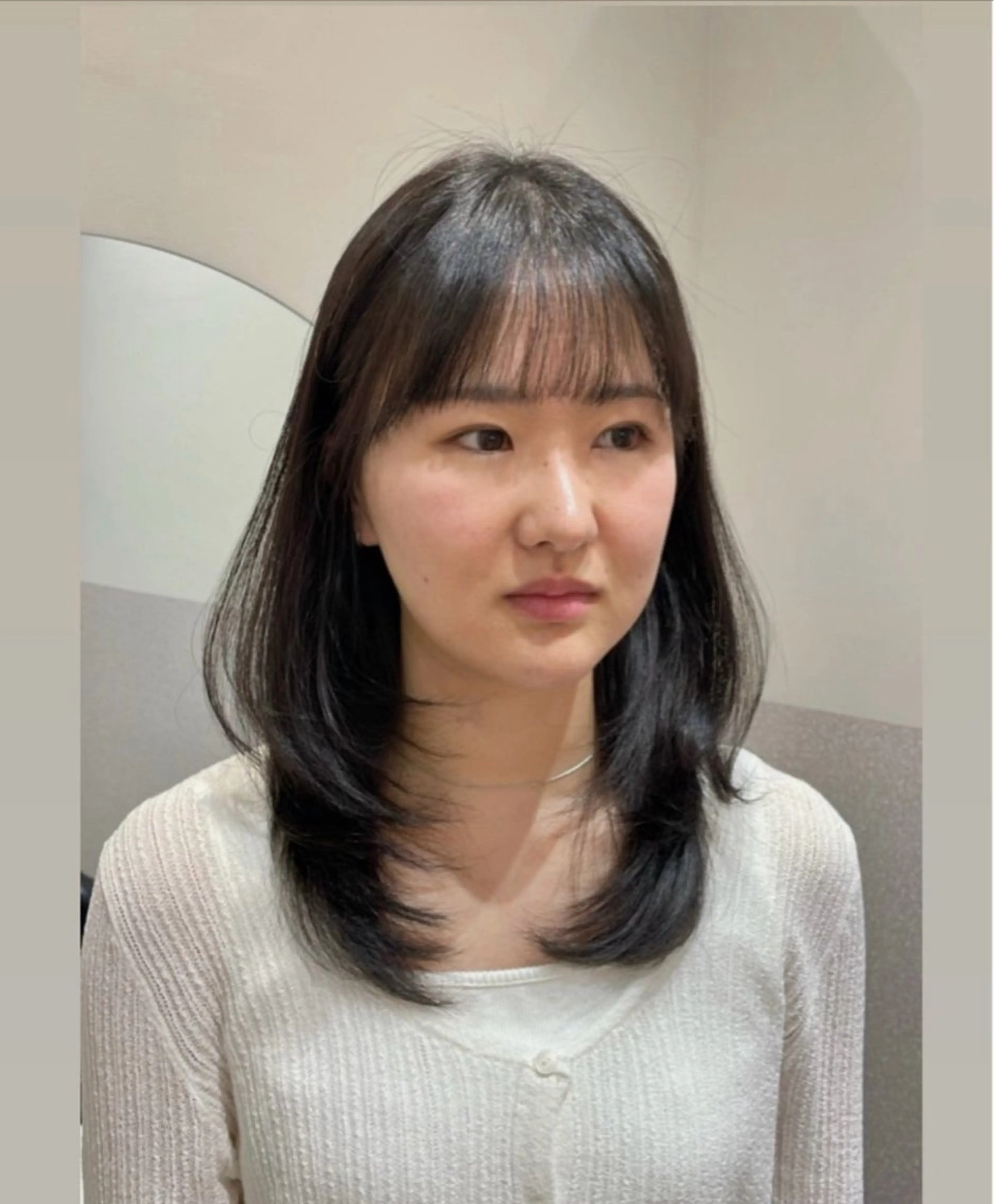 セミロング ハッシュカット ハイレイヤー 韓国風ヘア レイヤーカット カット ヘアカラー トリートメント ❤︎︎韓国ヘア❤︎︎ 𝑺𝒉𝒊𝒉𝒐のヘアスタイル
