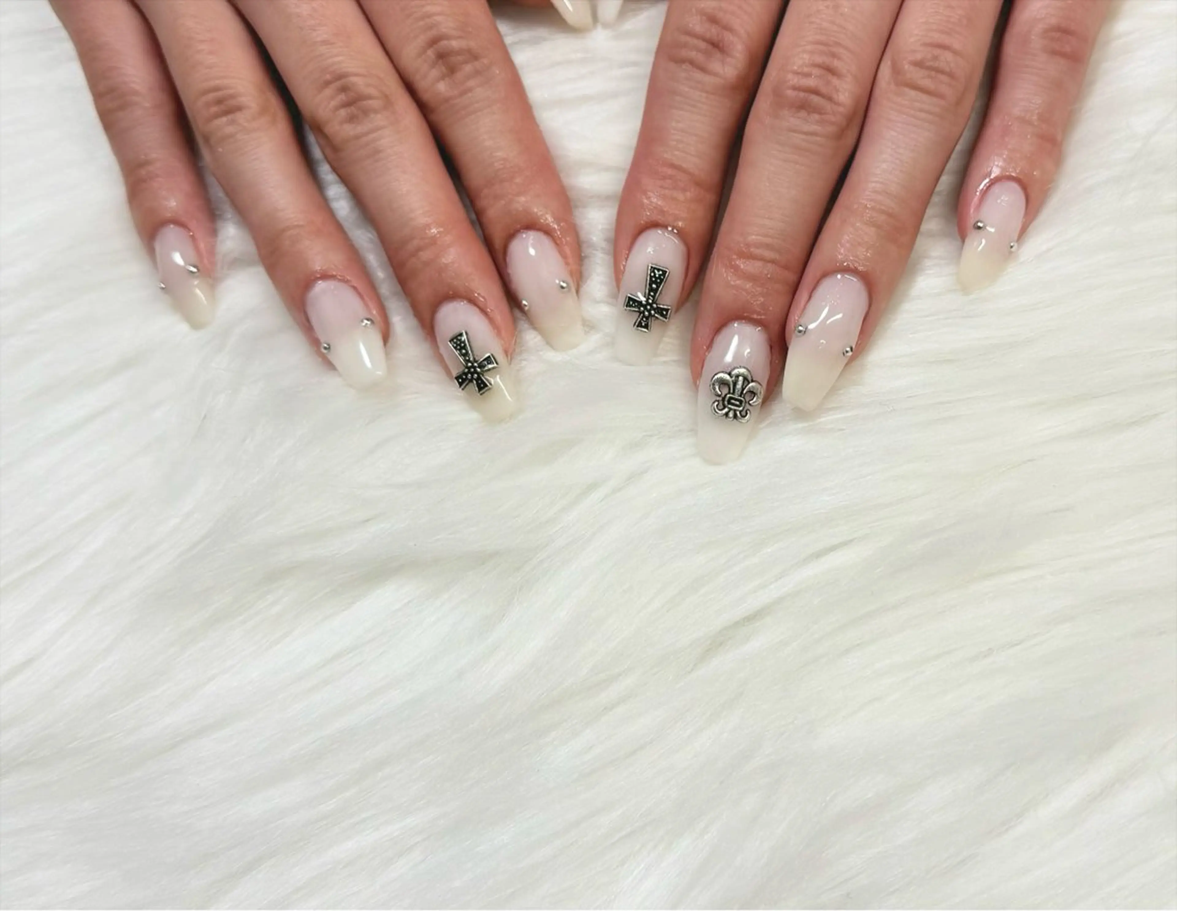 ネイル nailsalon R.のネイルデザイン