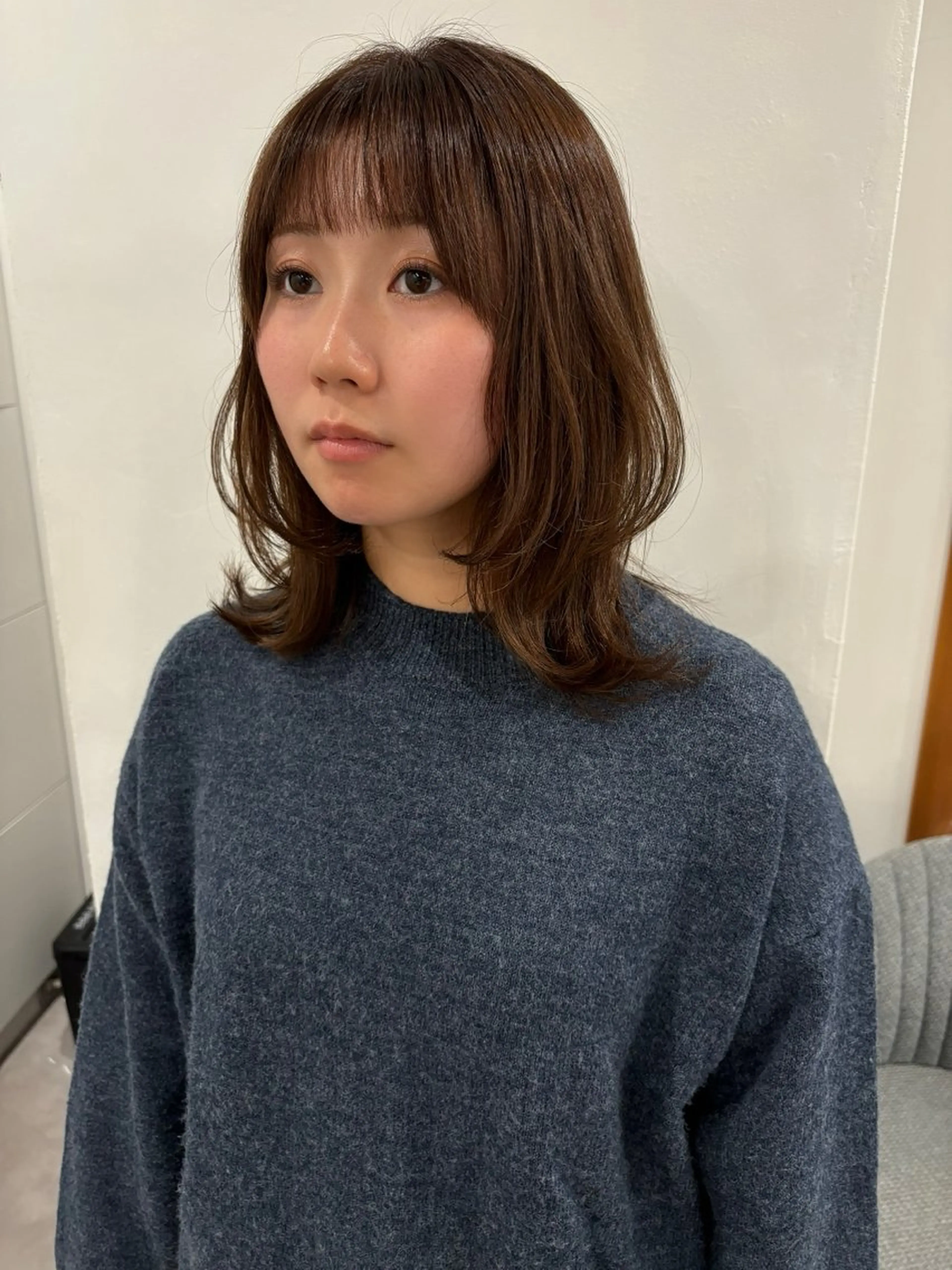 ミディアム カラー くびれヘア レイヤーカット カット ヘアカラー 細野 菜月のヘアスタイル