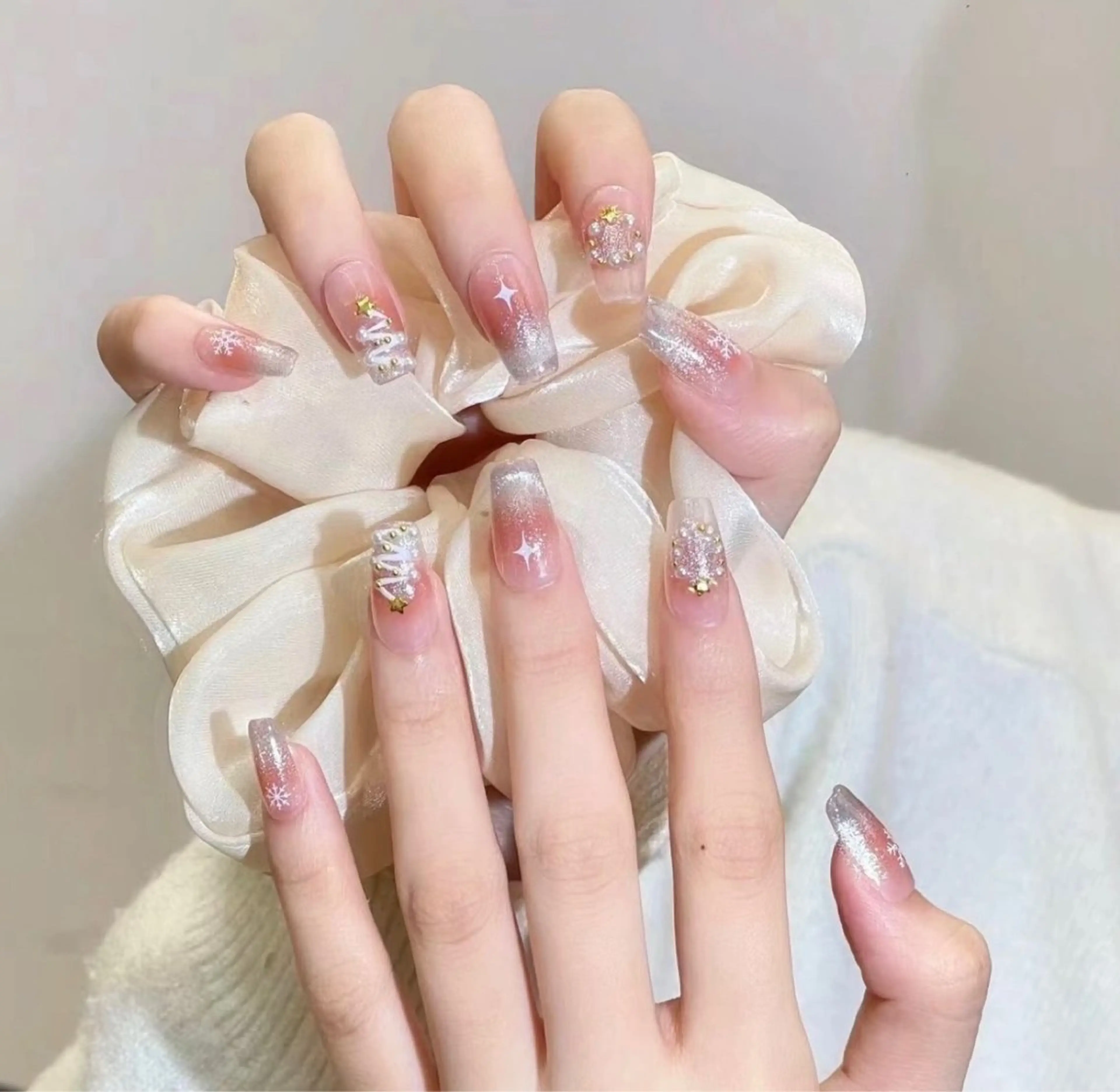 ネイル e llaのネイルデザイン