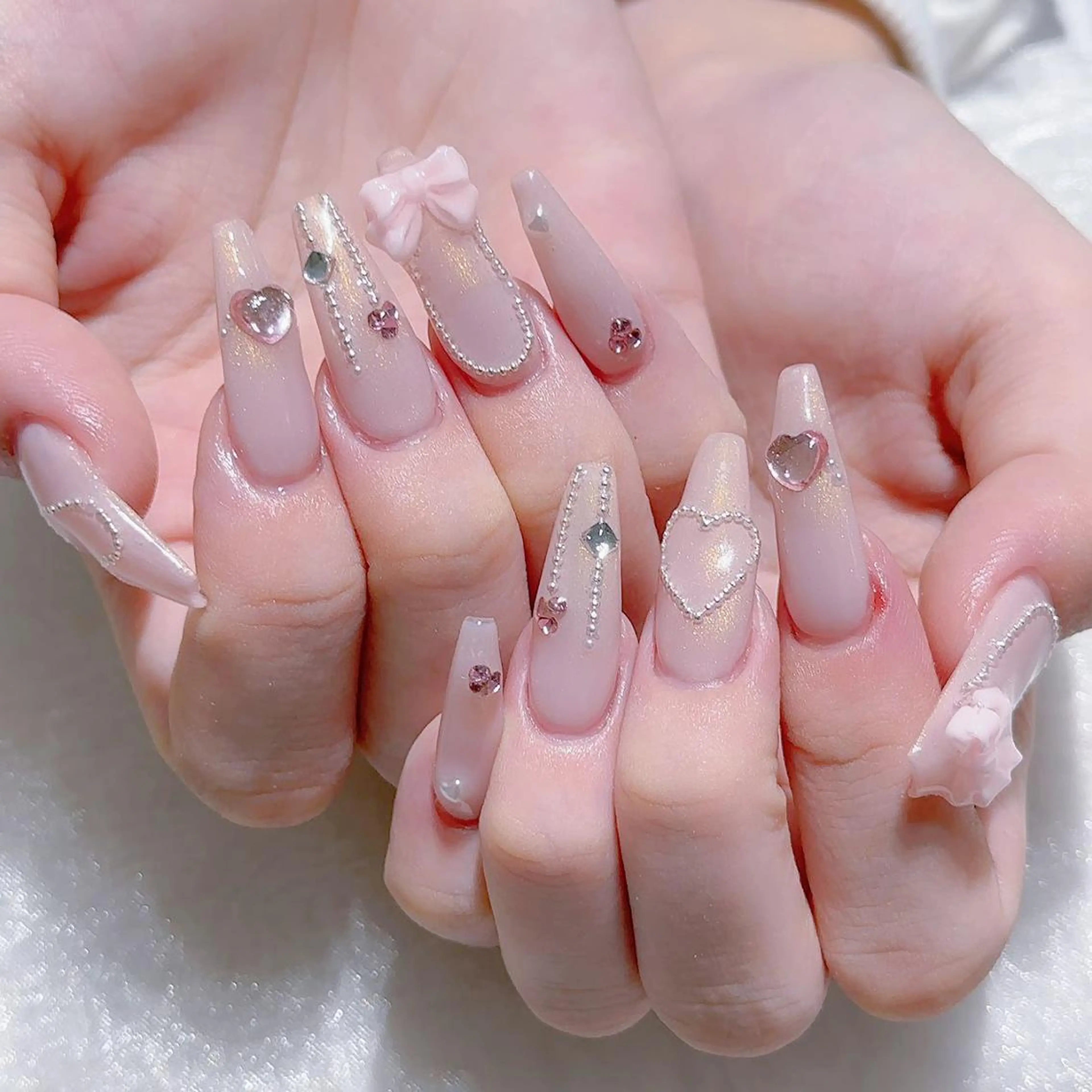 ネイル ハンドネイル Queens momoのネイルデザイン