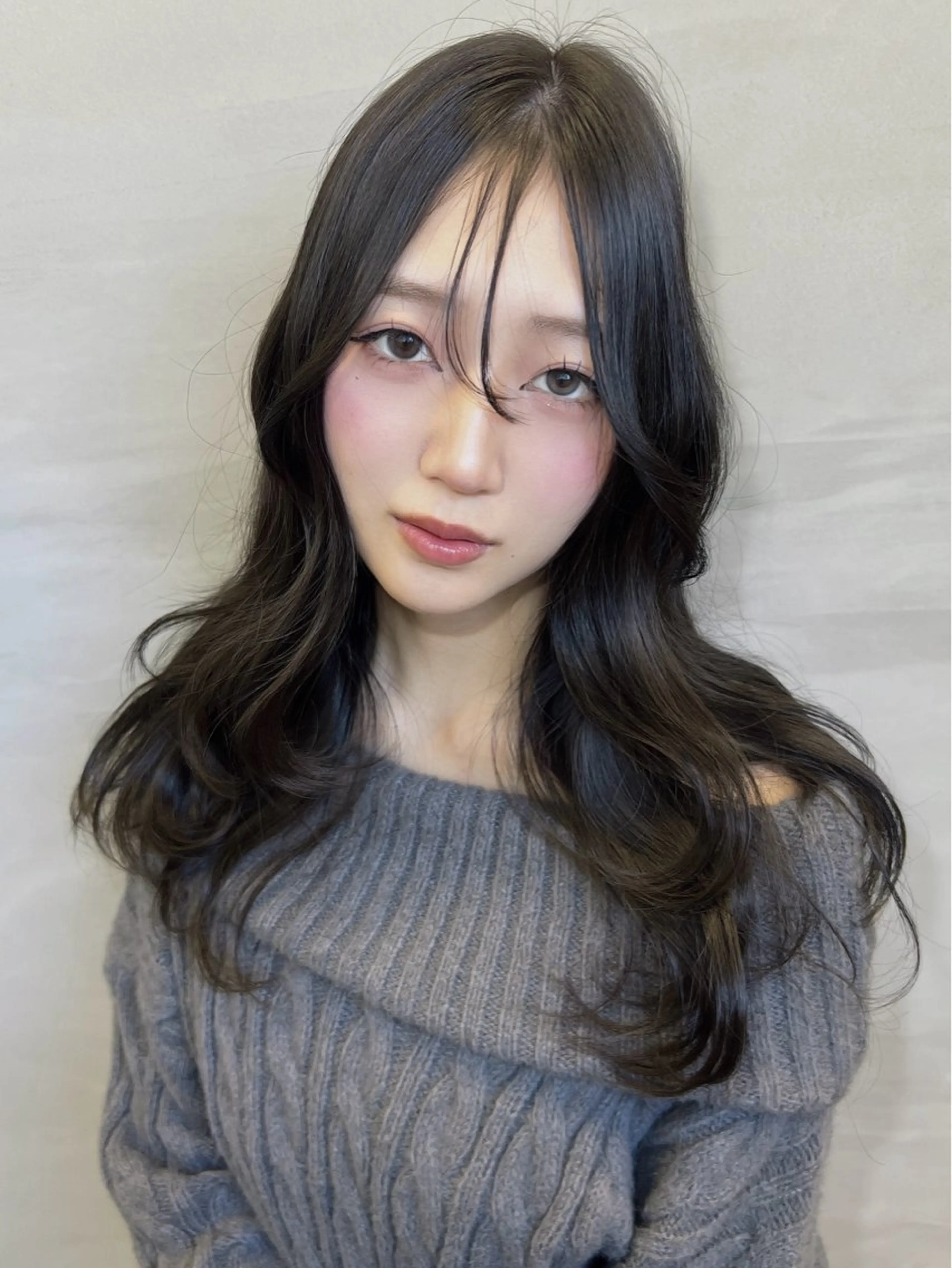 セミロング カラー ブラウンカラー カット ヘアカラー トリートメント 艶髪/艶カラー/韓国 髪質改善/縮毛矯正のヘアスタイル