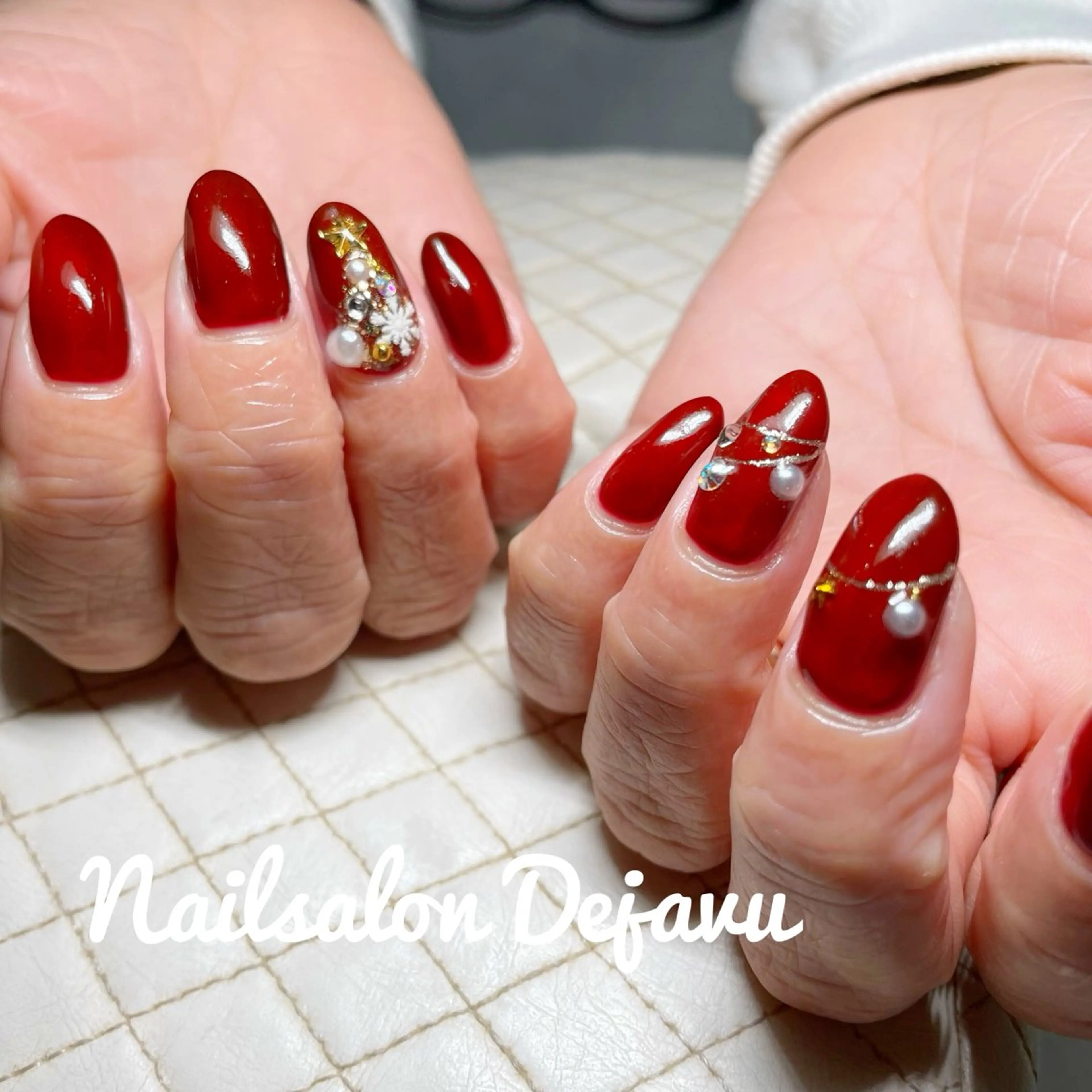ネイル 持ち込み 冬ネイル クリスマス ハンドネイル Nailsalon Dejavu Yokosuka所属・Nailsalon Dejavuのネイルデザイン