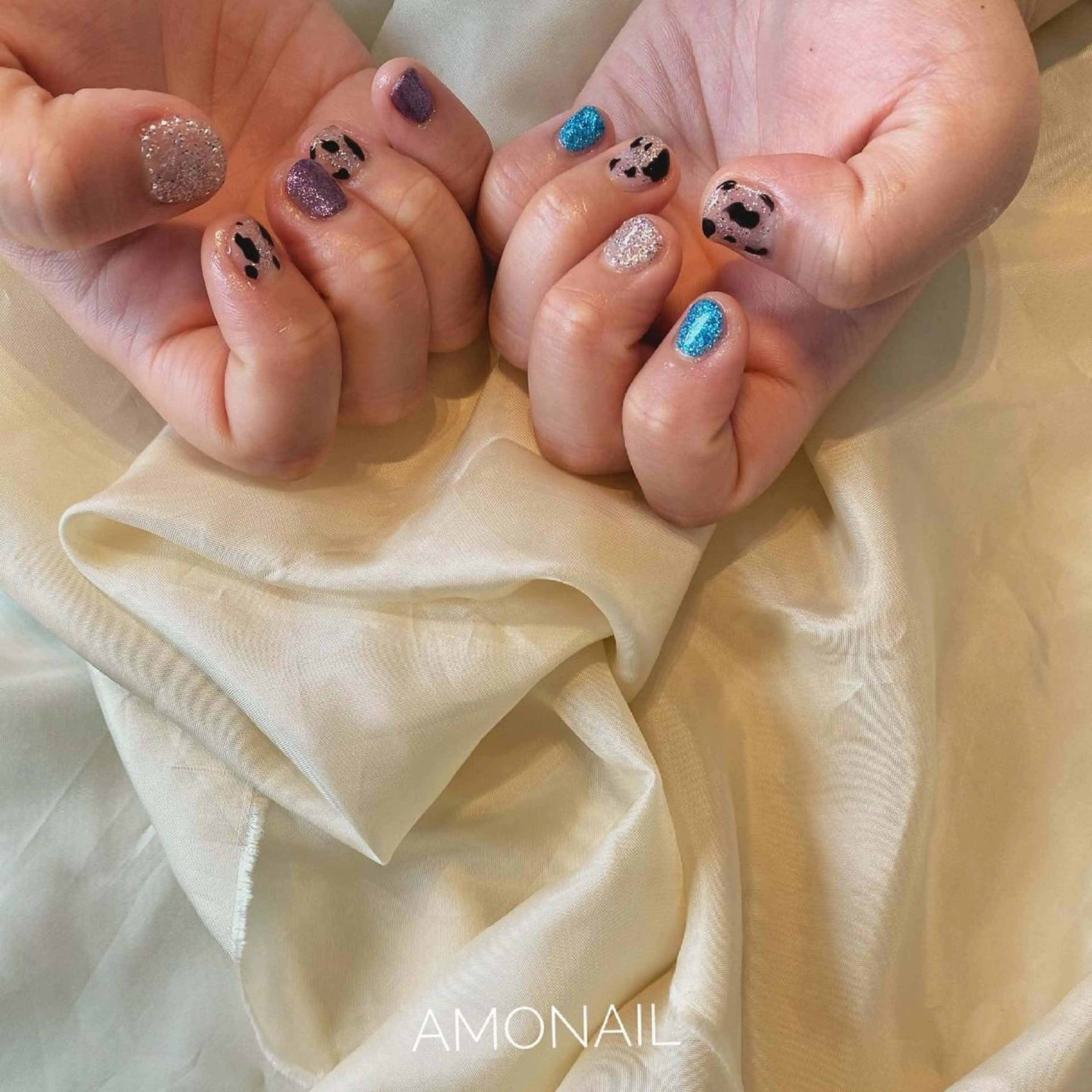 ネイル アートネイル ブルー ニュアンスネイル ハンドネイル 唐笠 祥子のその他イメージ