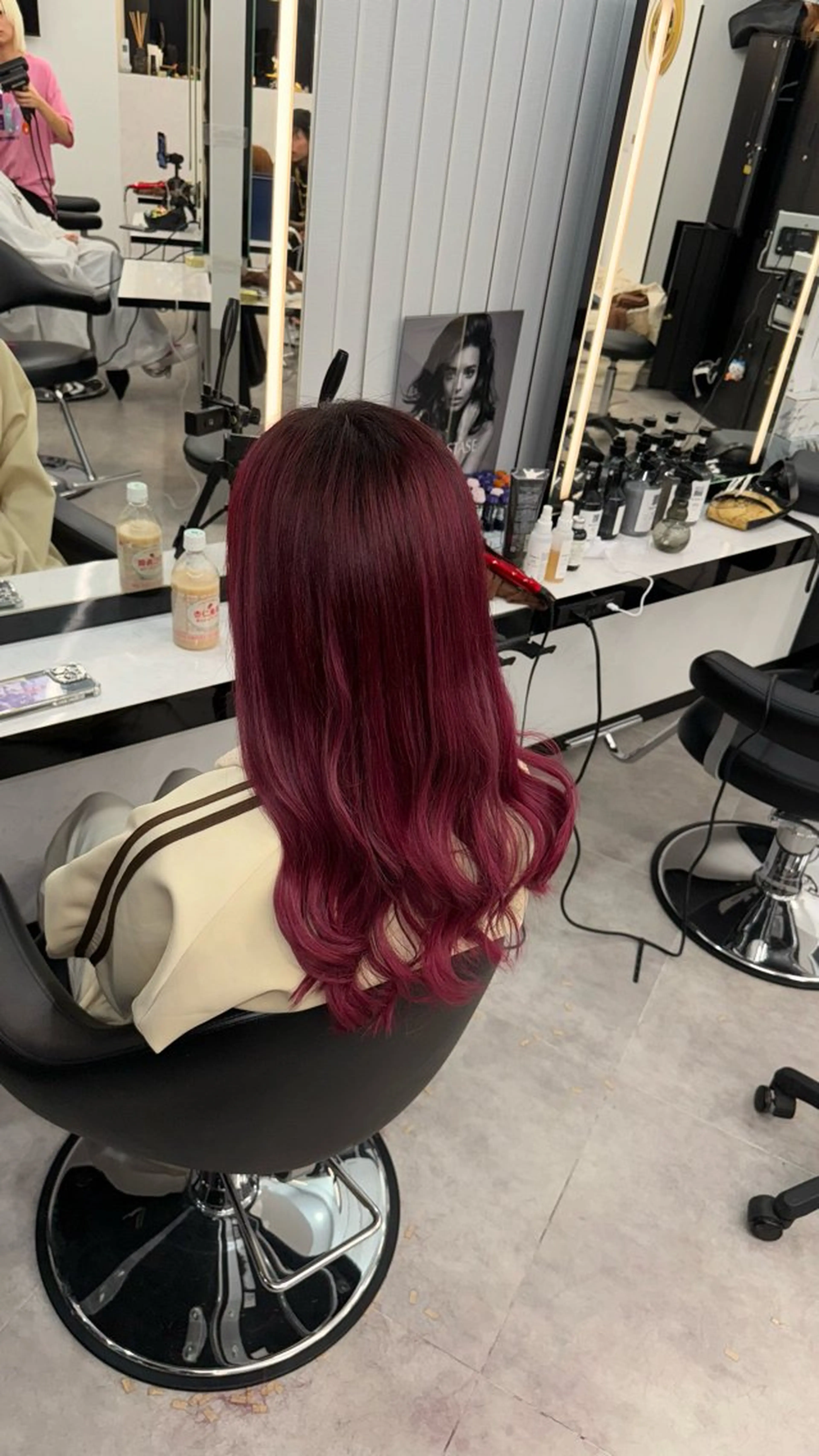 セミロング エクステ エクステ ZYNX所属・MAHIRO/複雑 履歴/ハイトーンのヘアスタイル