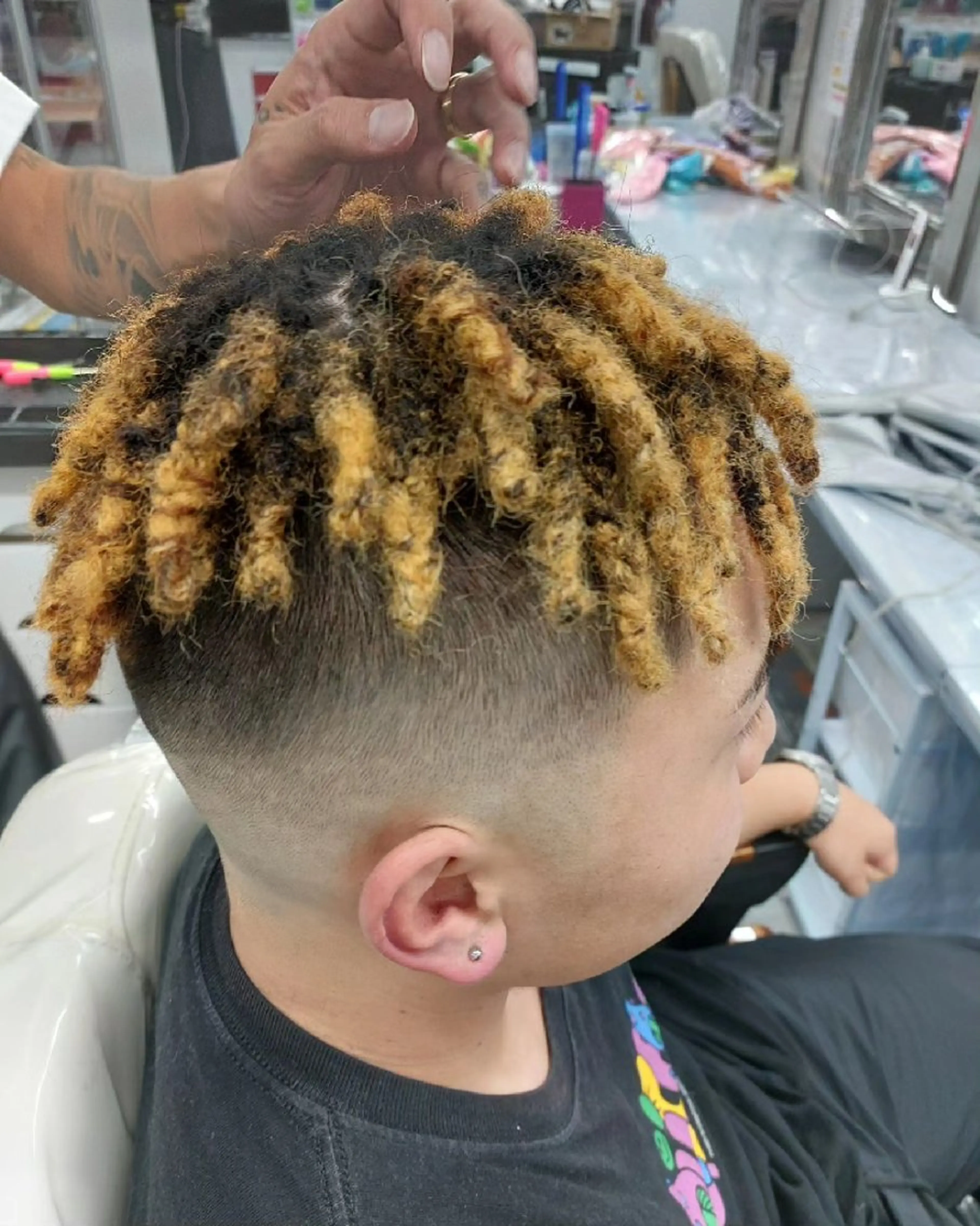 ショート パーマ  渡辺 マリのヘアスタイル