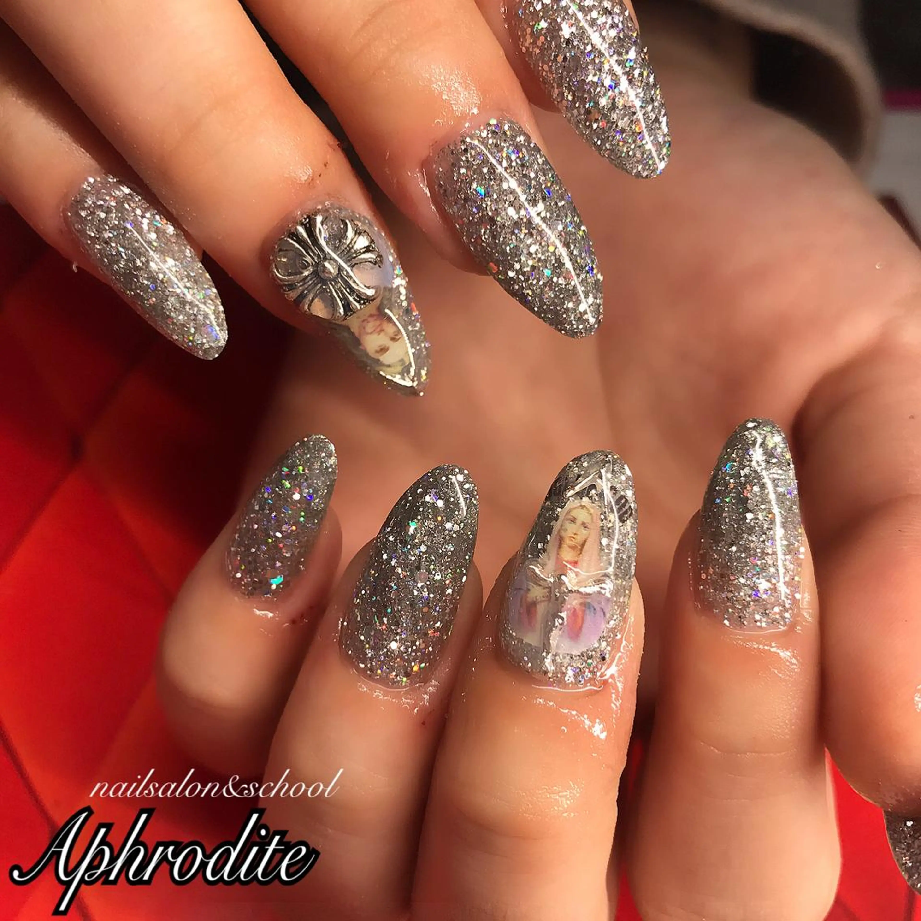 ネイル APHRODITE Nagisaのネイルデザイン