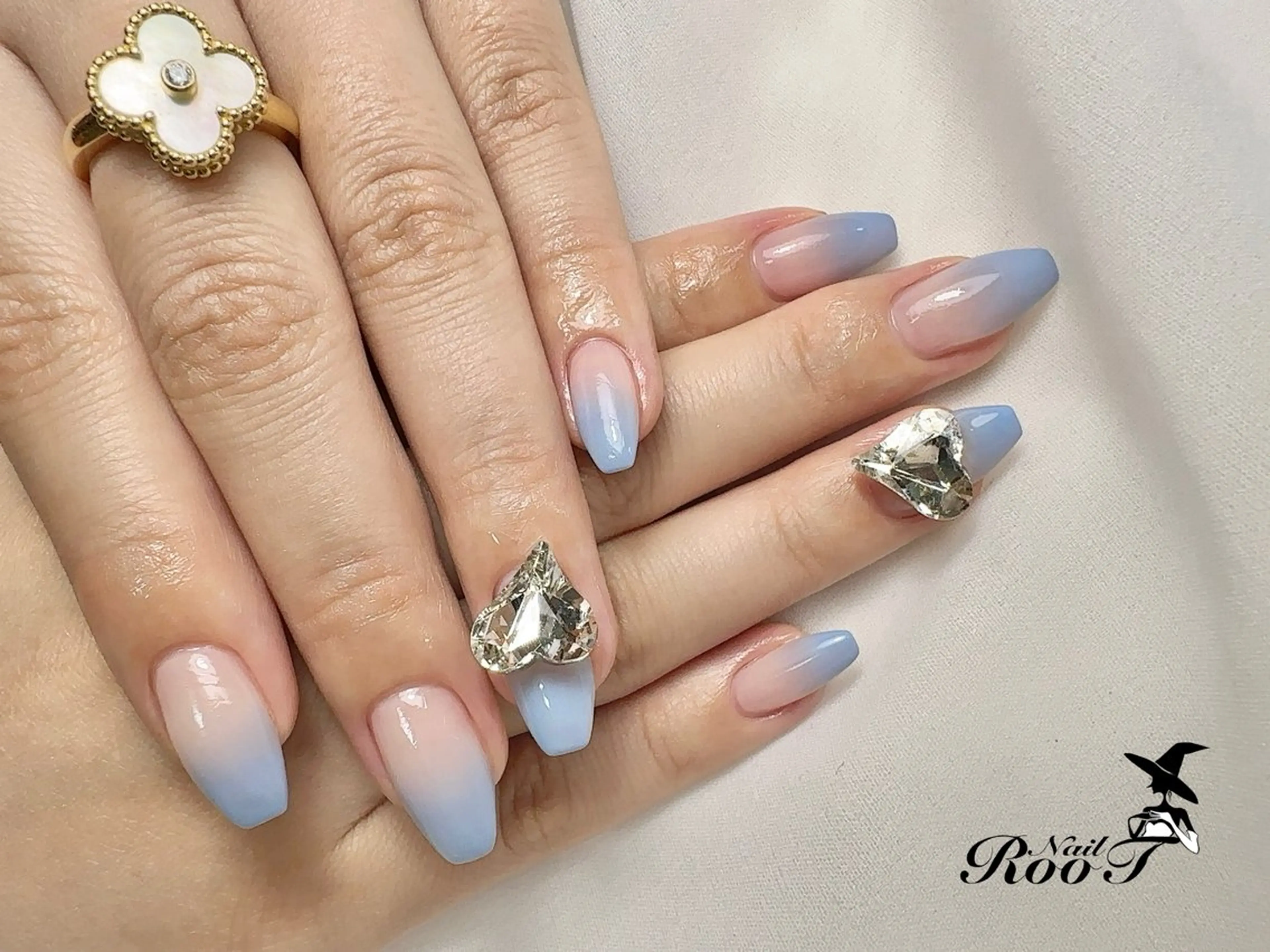 ネイル ハンドネイル RooT Nailのネイルデザイン