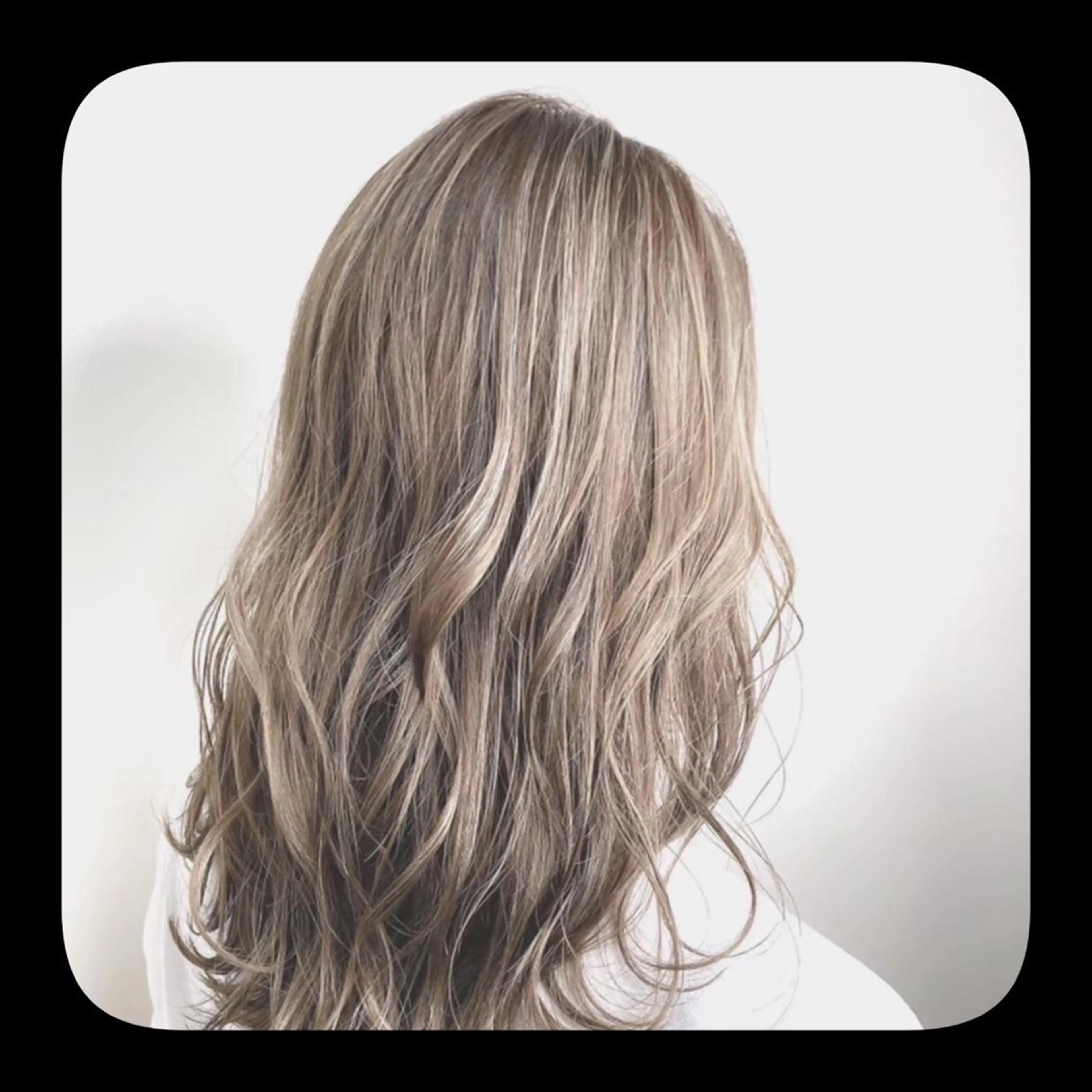 ミディアム カラー ヘアアレンジ 🦄アイリスト💐 小澤　愛蘭のマツエク・マツパデザイン