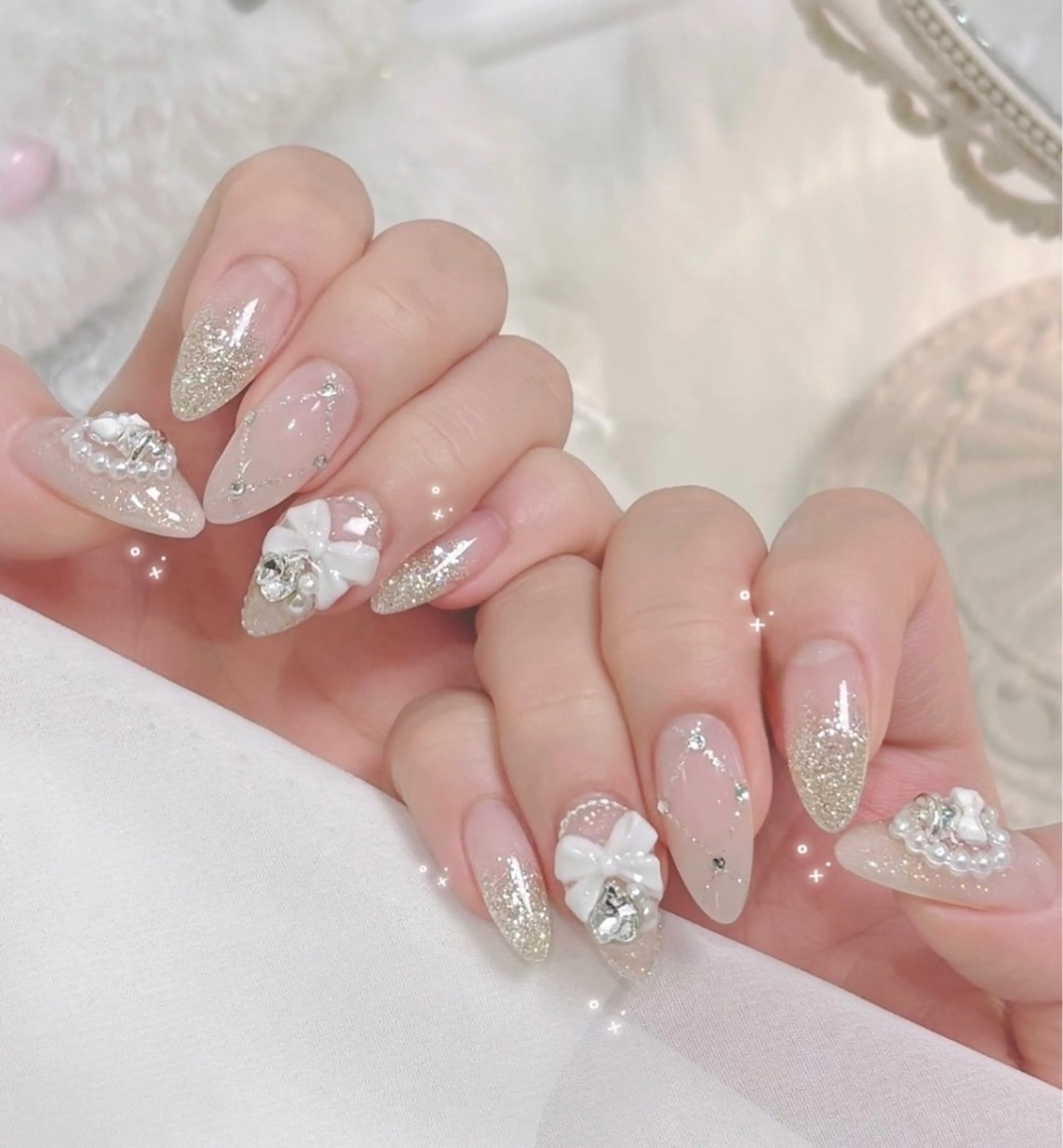 ネイル アニマル柄 オーロラネイル チークネイル フラッシュネイル ジェルネイル ハンドネイル Lyna Nail のネイルデザイン