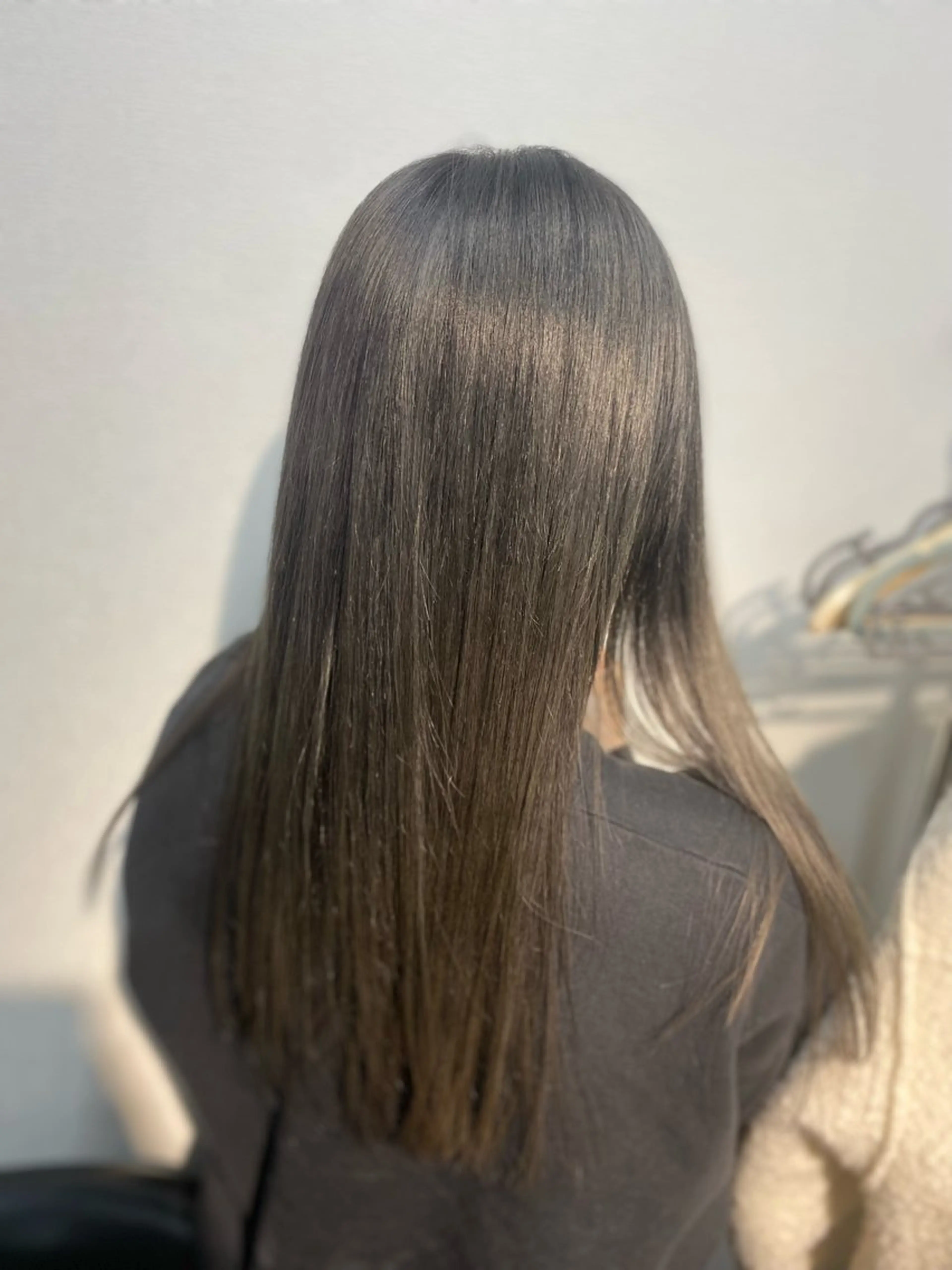 ロング ヘアカラー 池田 亮雅のヘアスタイル