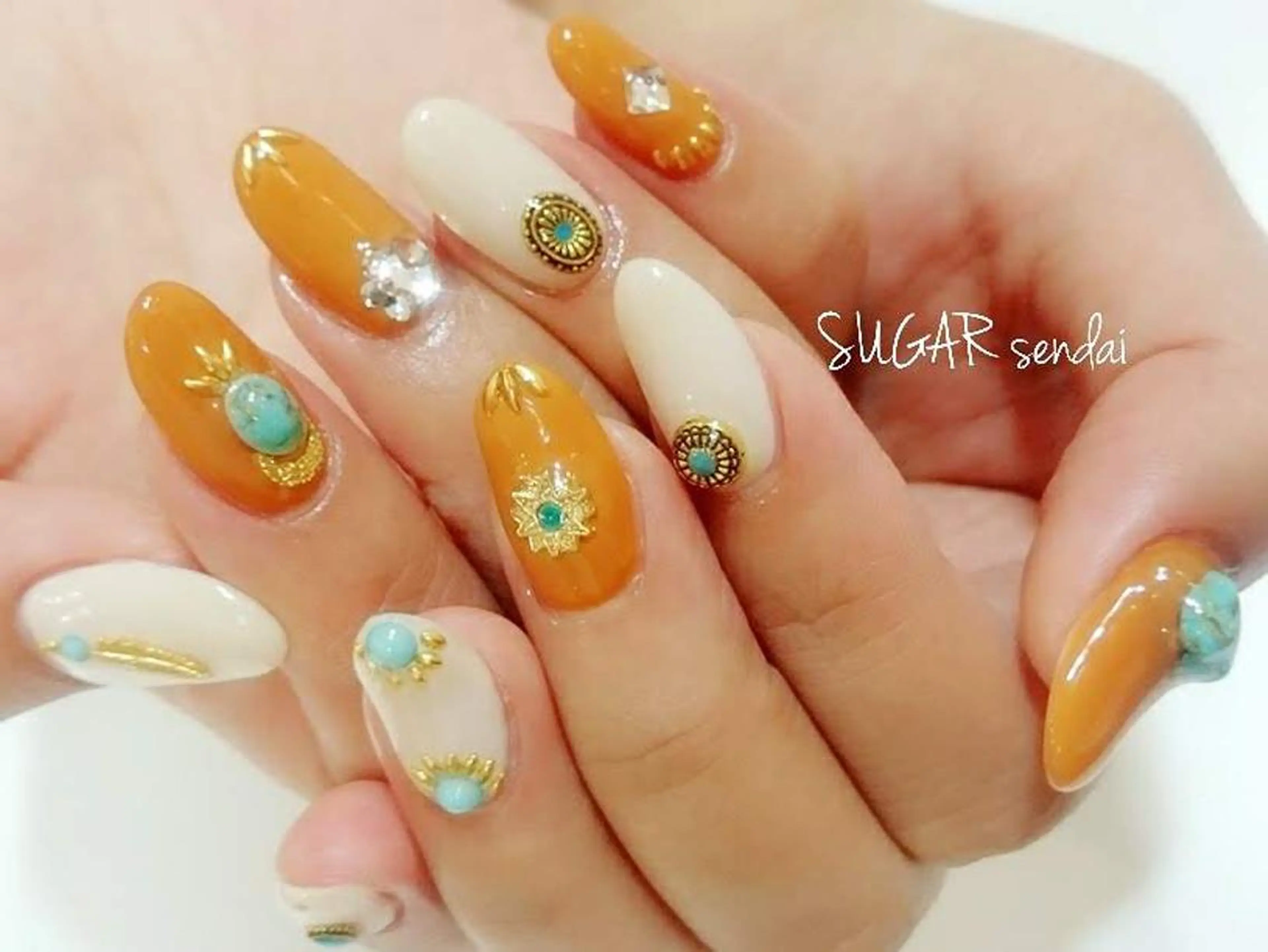 ネイル 鈴木 ゆかりのネイルデザイン