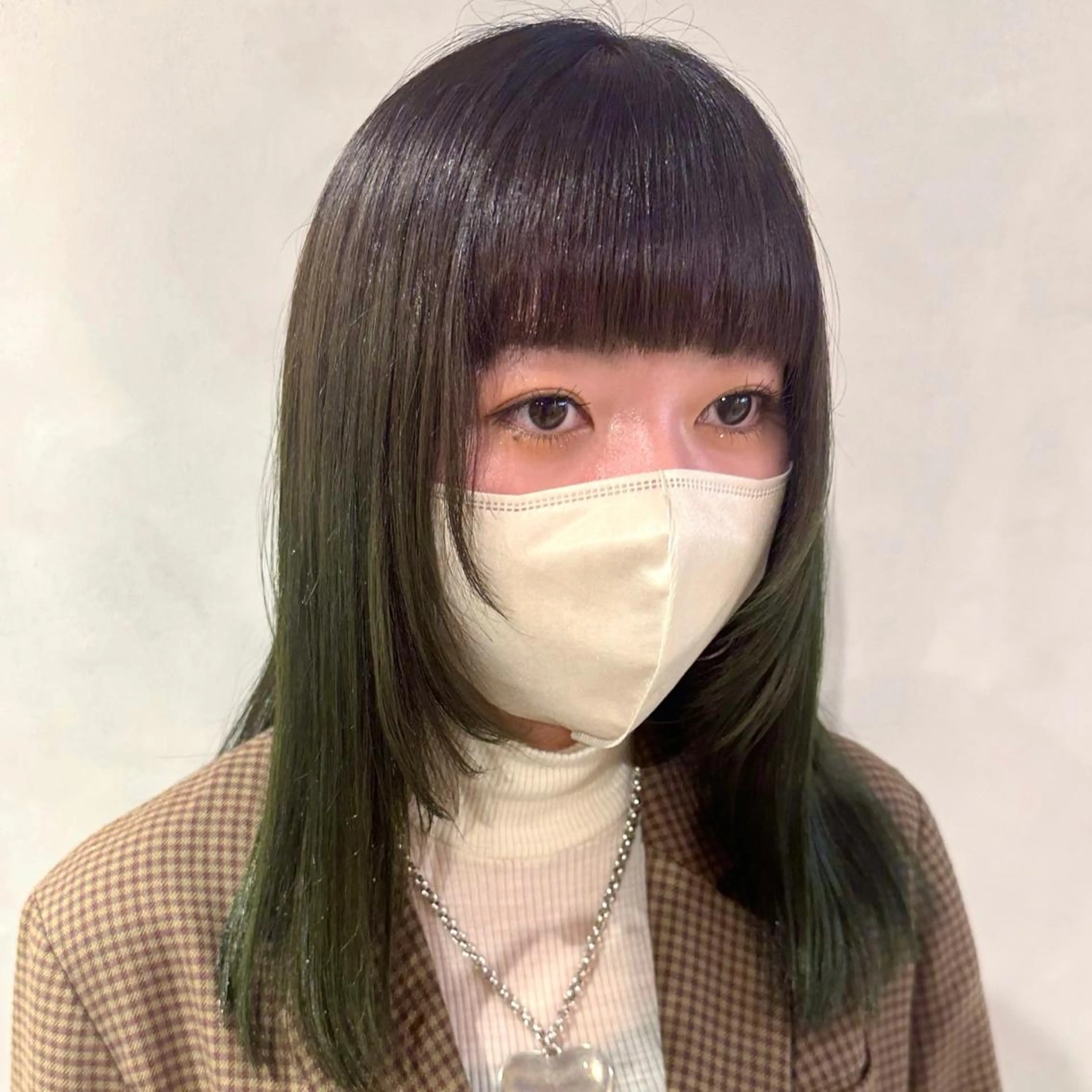 ミディアム カラー カット ヘアカラー トリートメント デザインカラー/パー マ🦖外岡咲希🦖のヘアスタイル