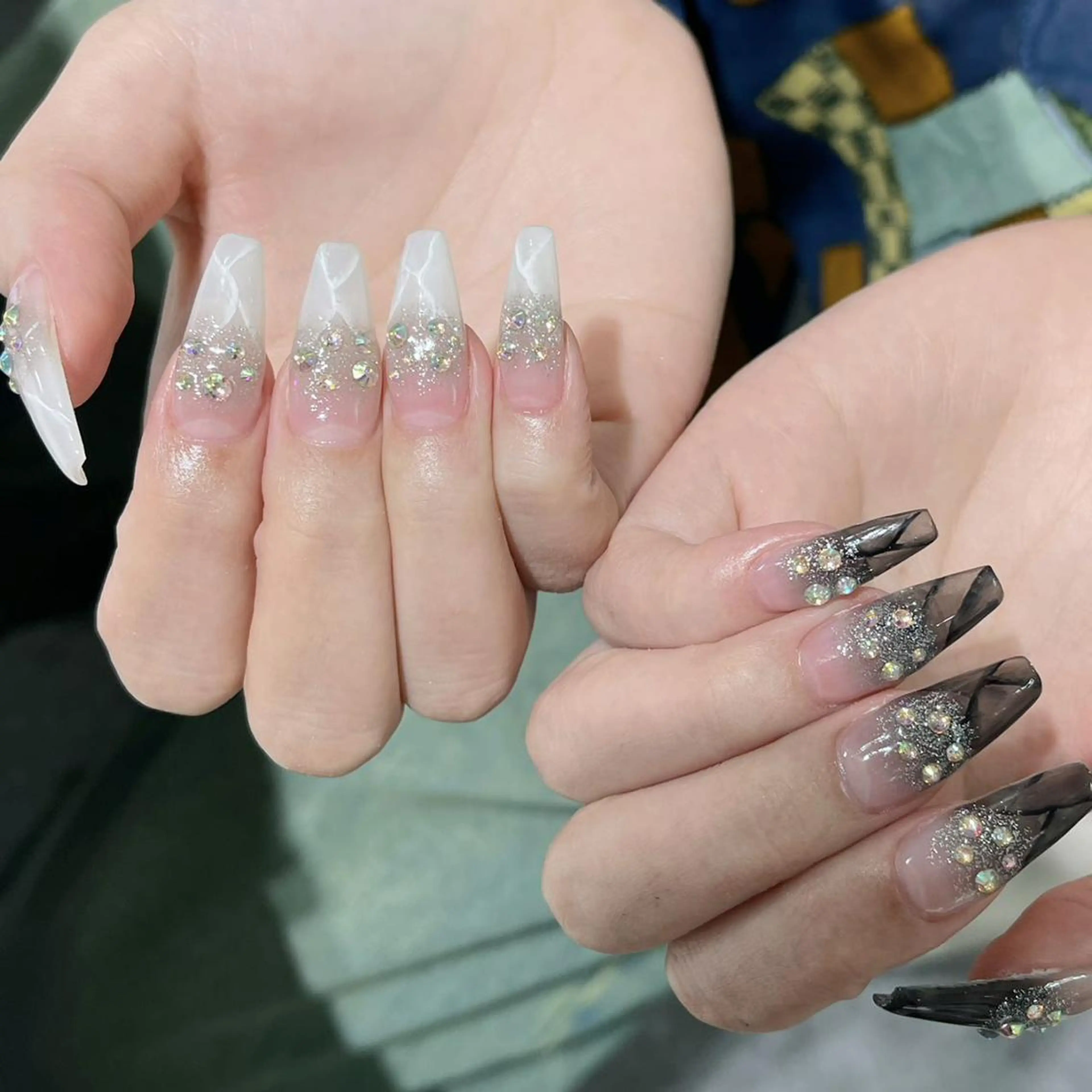 ネイル アートネイル 長さ出し ネイルチップ Queens テイのネイルデザイン