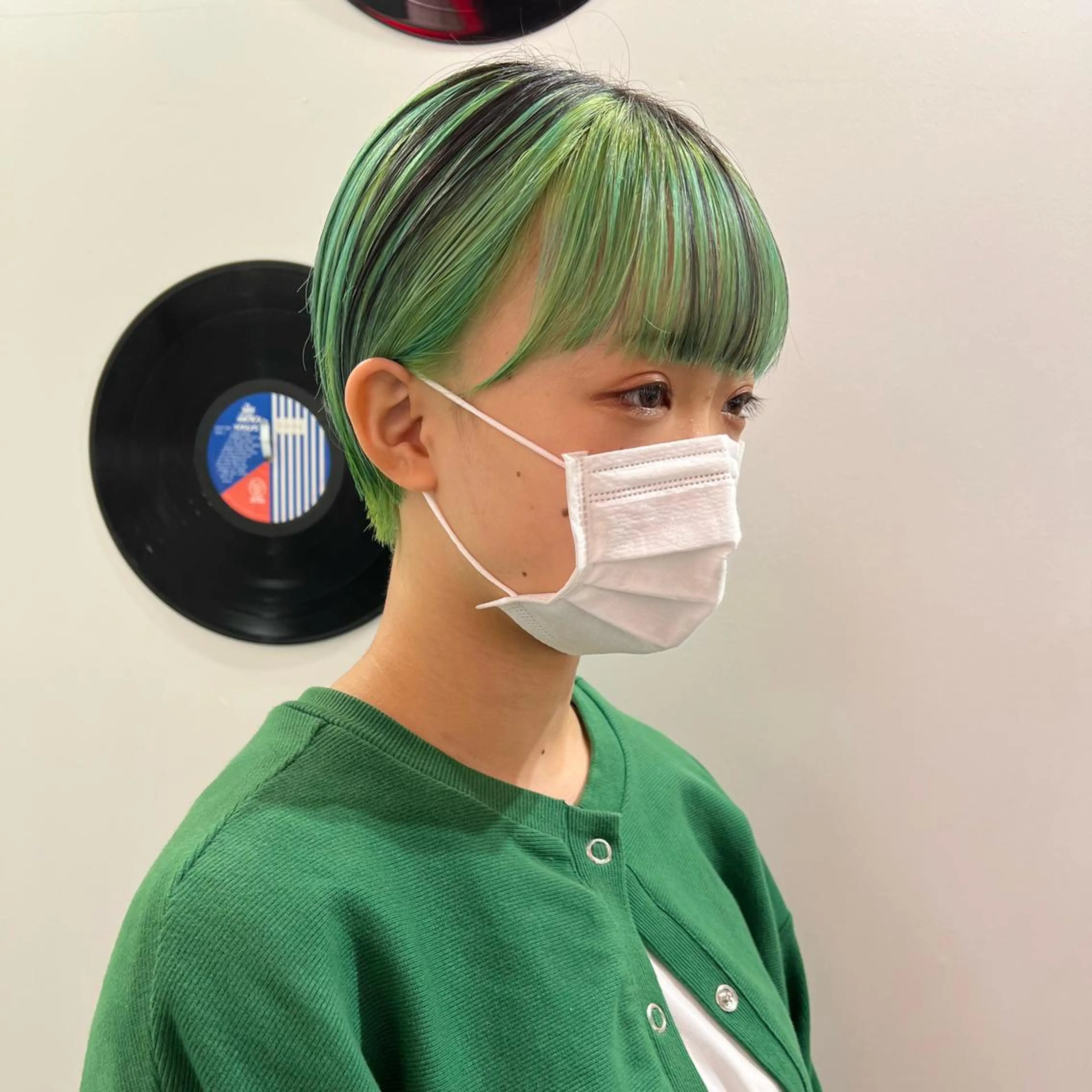 ショート カラー ヘアアレンジ カット ヘアカラー 🧨ブリーチー×ボブ レイヤー💎じゅえるのヘアスタイル
