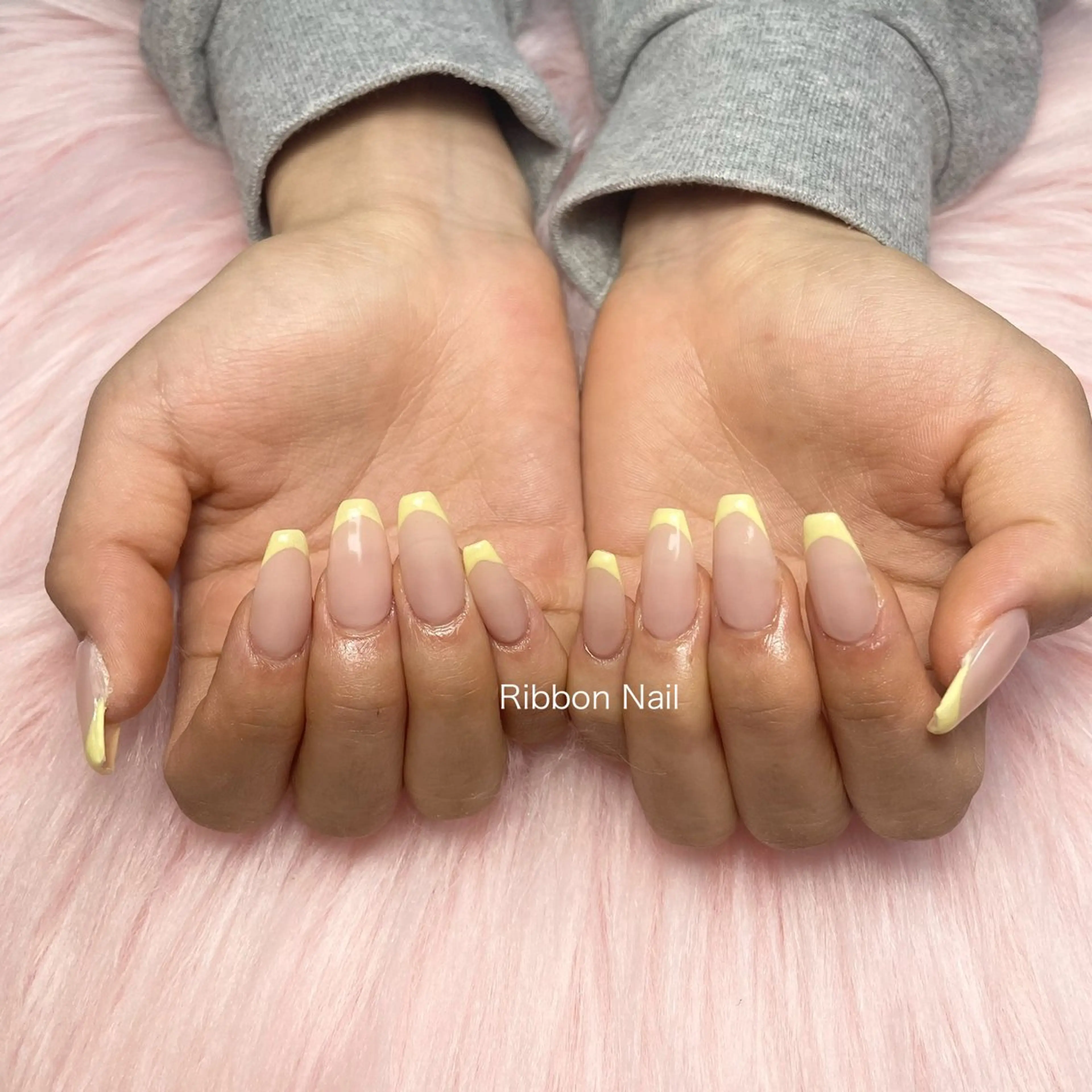 ネイル フレンチネイル 黄色 Ribbon nailのネイルデザイン