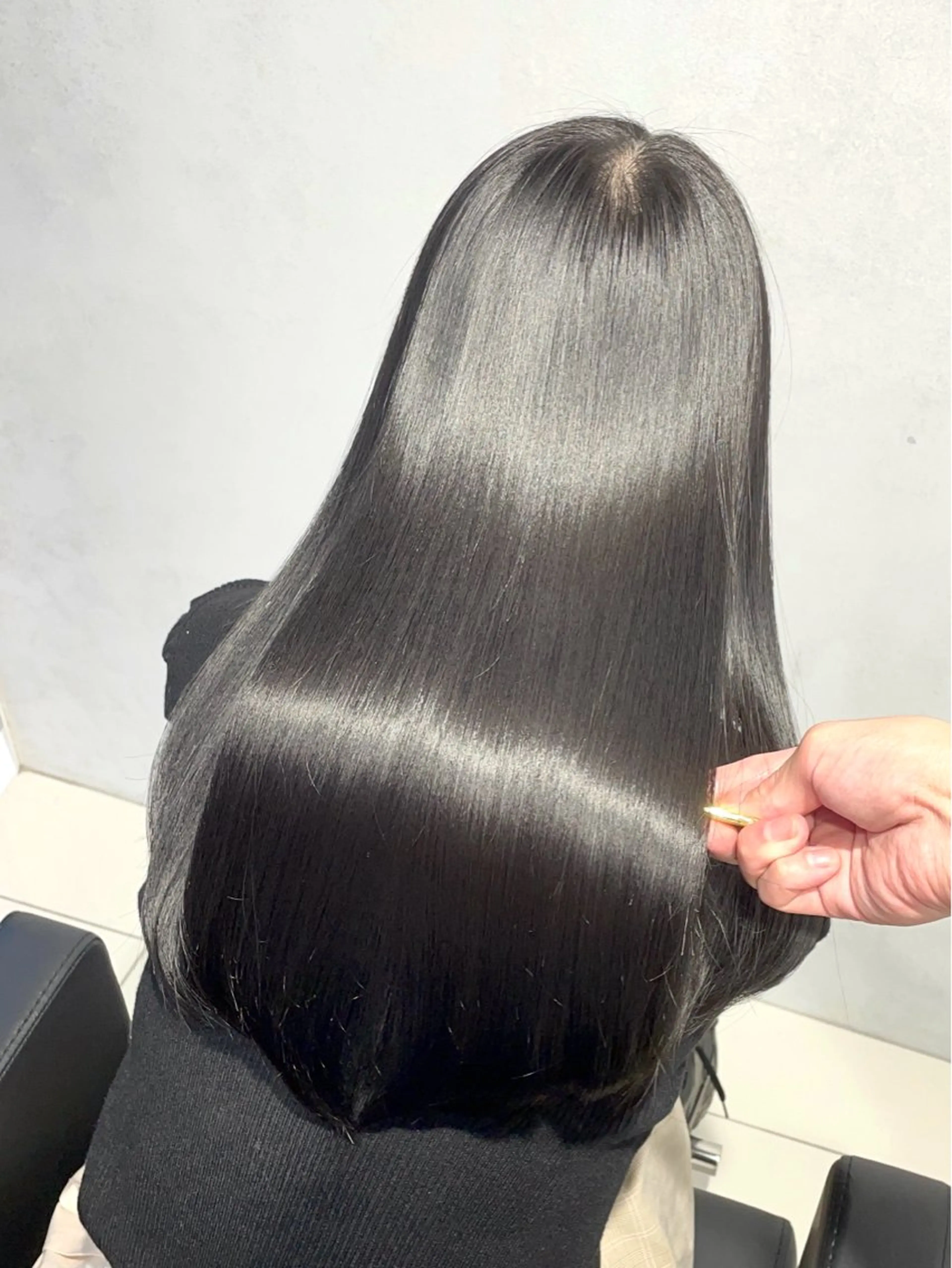 ロング カット 縮毛矯正 トリートメント ヘッドスパ ✨髪質改善✨美髪 矯正🫧小泉のヘアスタイル