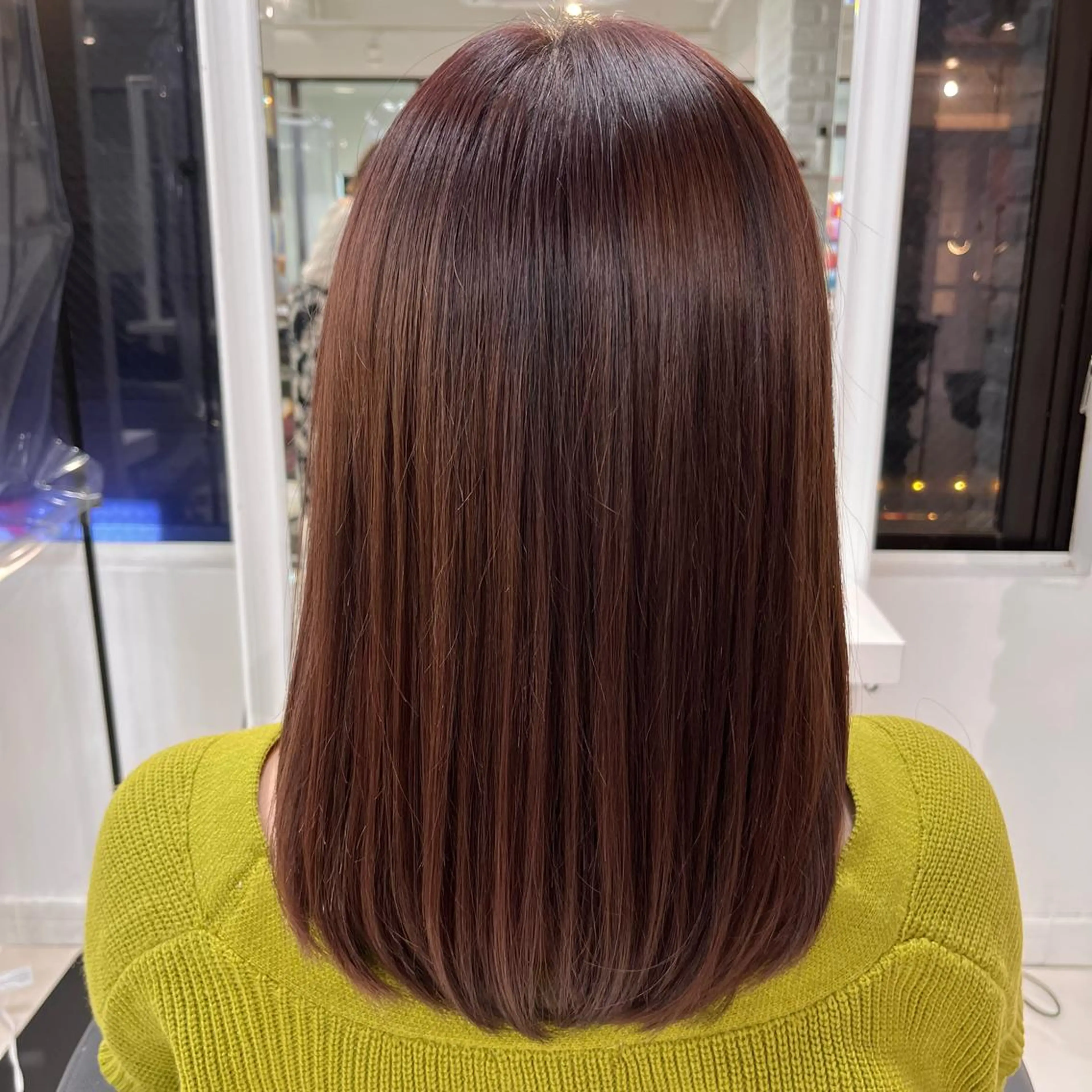 ミディアム カラー ブリーチ ブラウンカラー イルミナカラー ラベンダーカラー マロンブラウン カット ヘアカラー トリートメント メンズヘア専門🦊 RYOKAのヘアスタイル