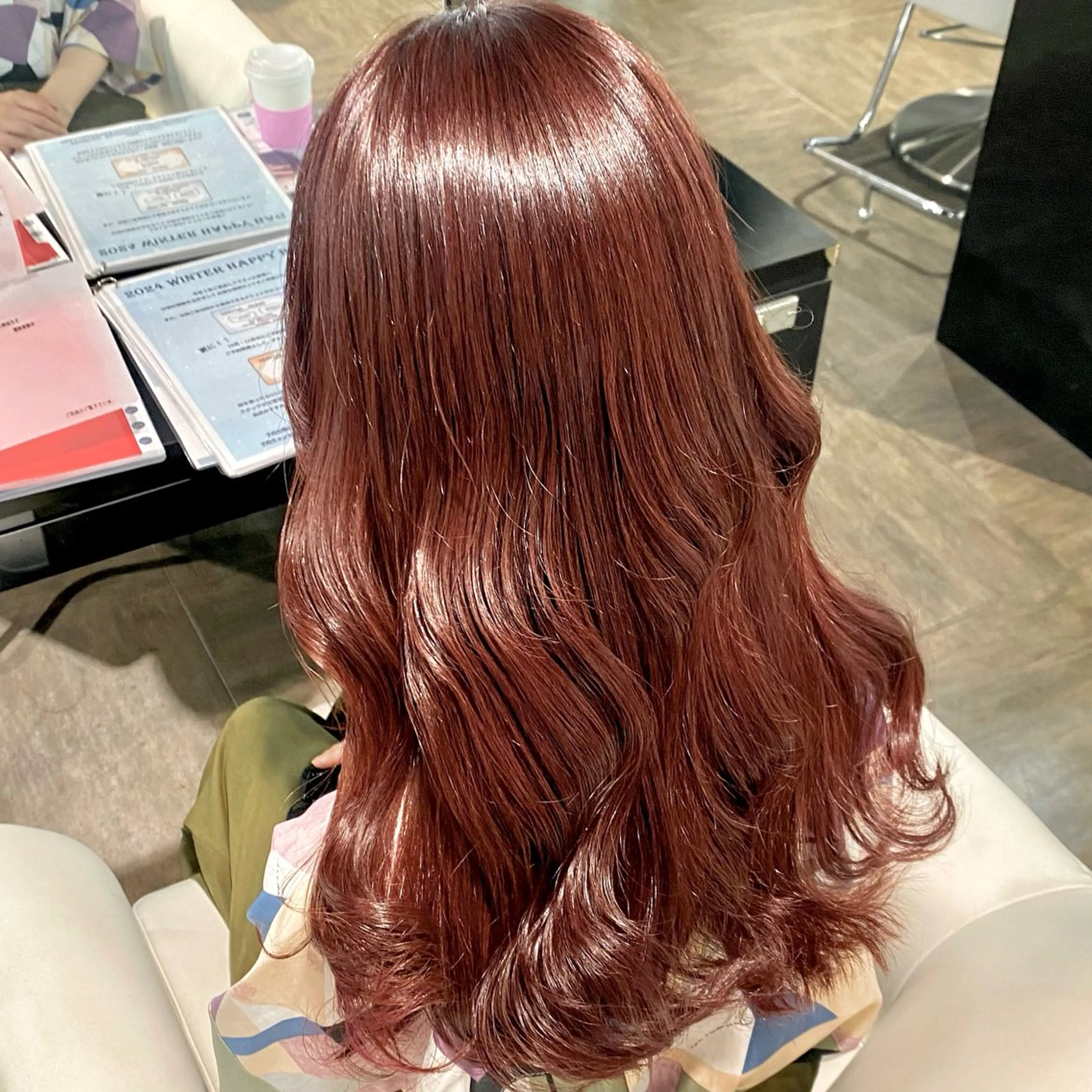 ロング カラー ブリーチ ダブルカラー ブリーチなしカラー レッドカラー ヘアカラー トリートメント 🤍愛されヘア⌇ 𝐑 𝐈 𝐎🤍のヘアスタイル