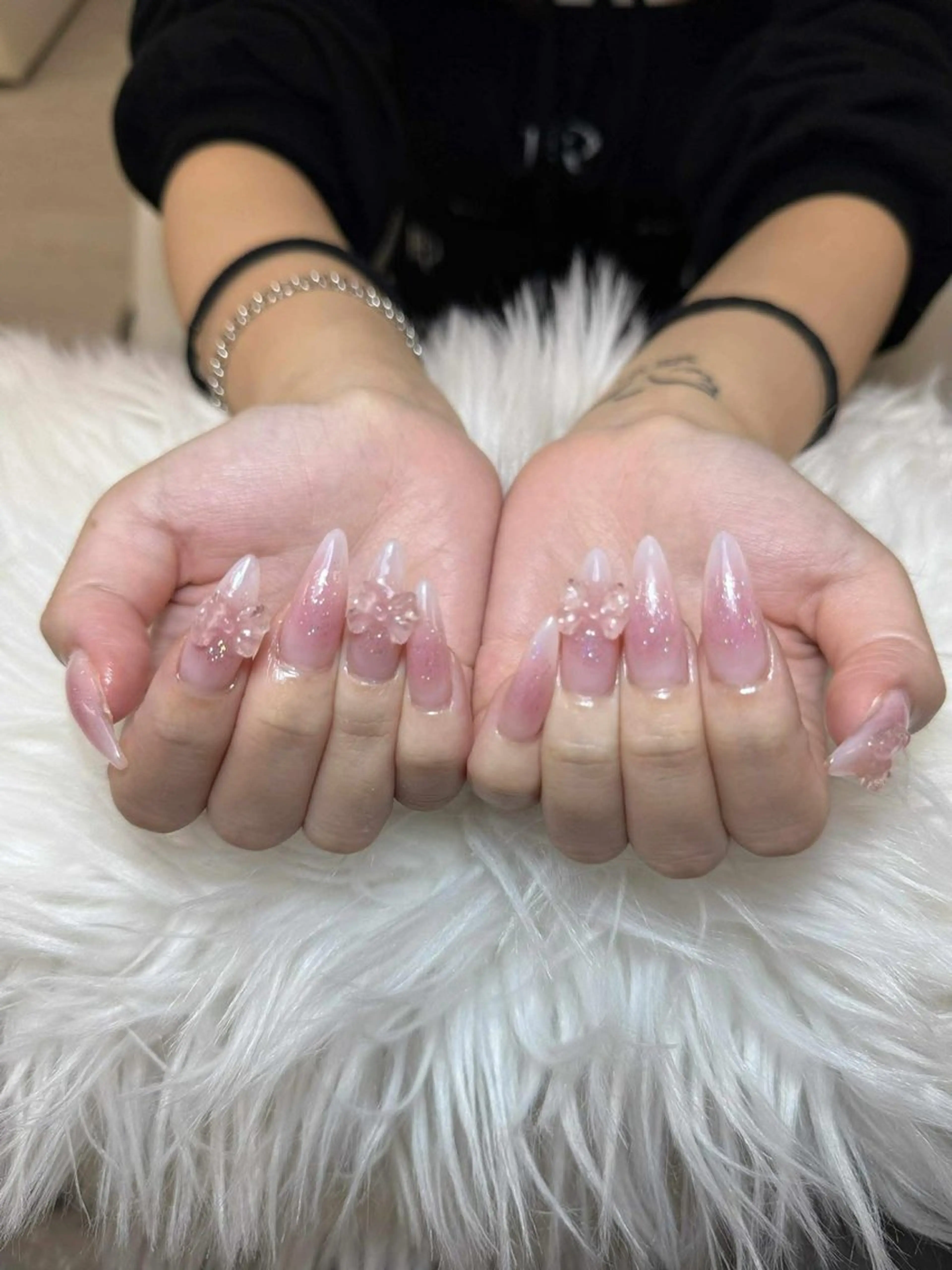 ネイル ハンドネイル Rose Ana.Chuoのネイルデザイン