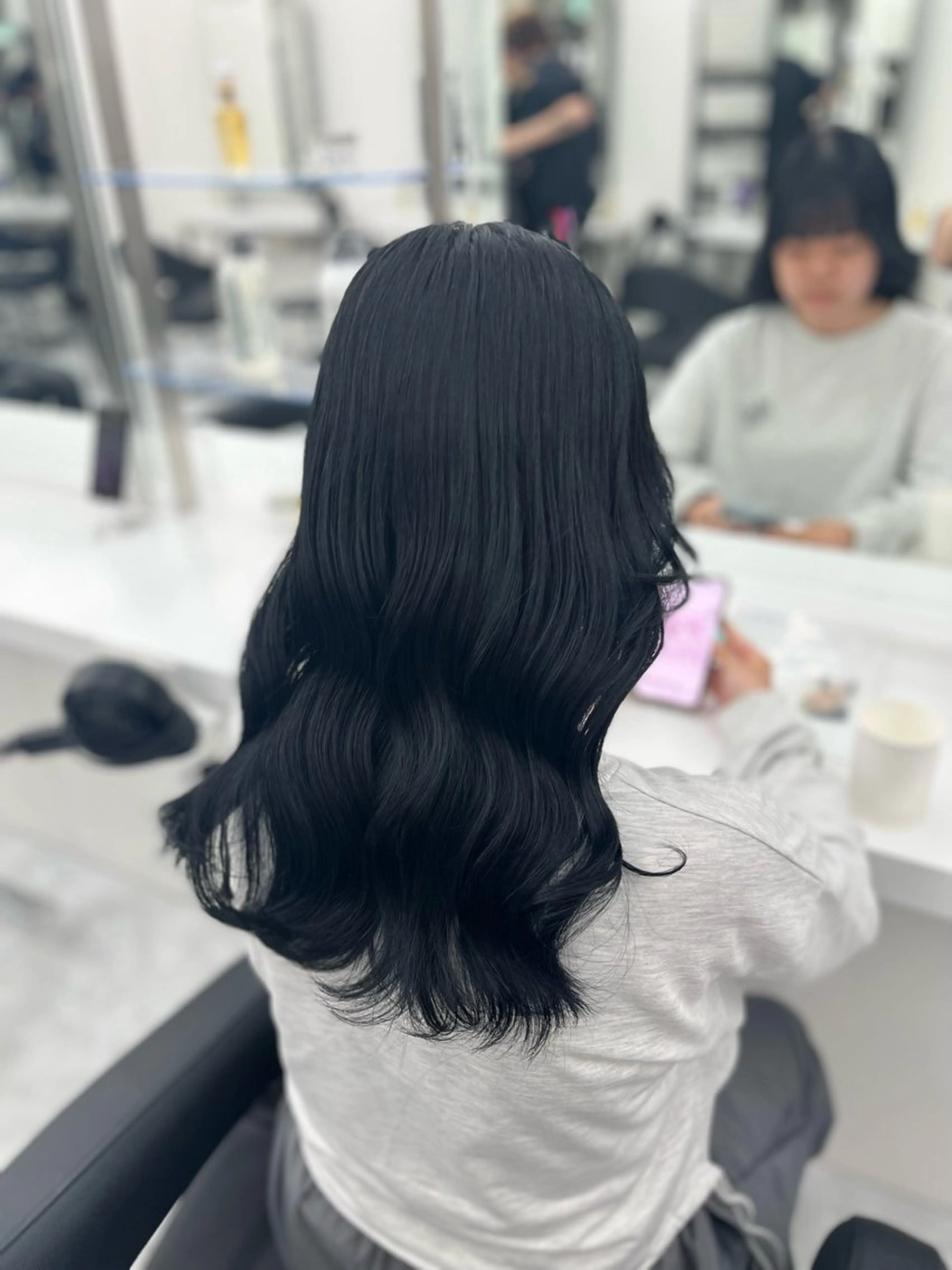 セミロング カラー ヘアアレンジ 艶髪ハイトーン🫧 Kurehaのヘアスタイル