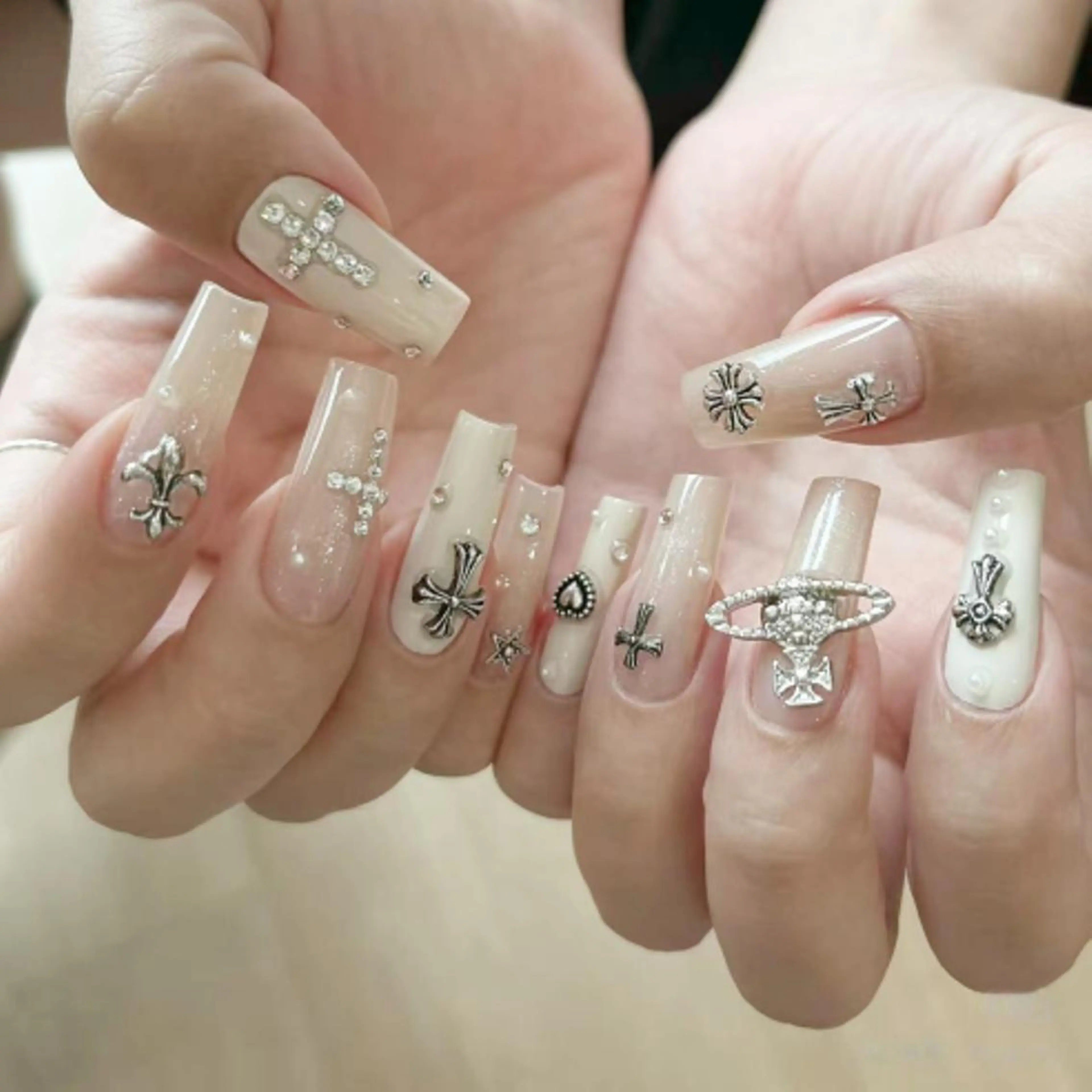 ネイル ハンドネイル 綾香 Nail高円寺のネイルデザイン
