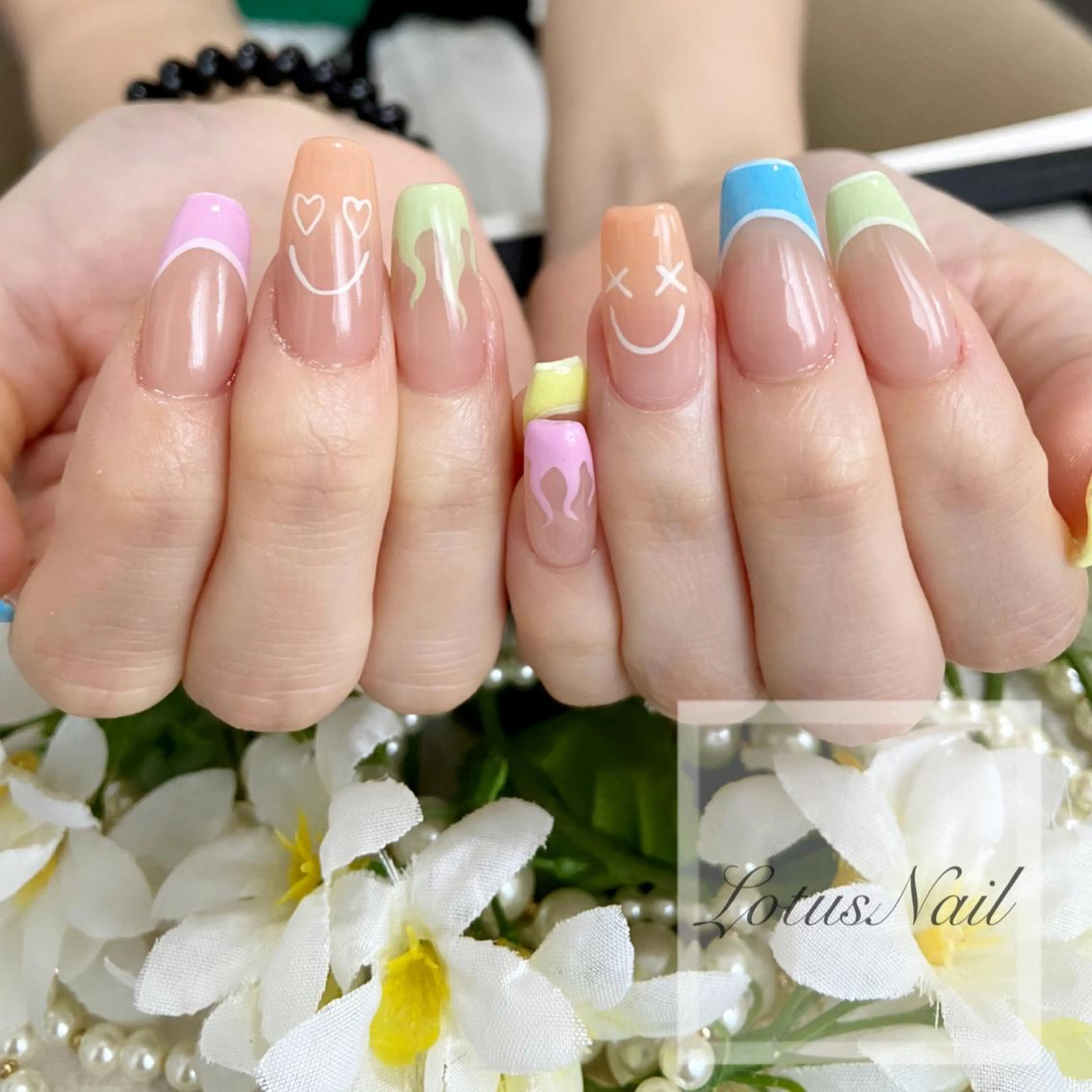 ネイル ハンドネイル Lotus Nailのネイルデザイン