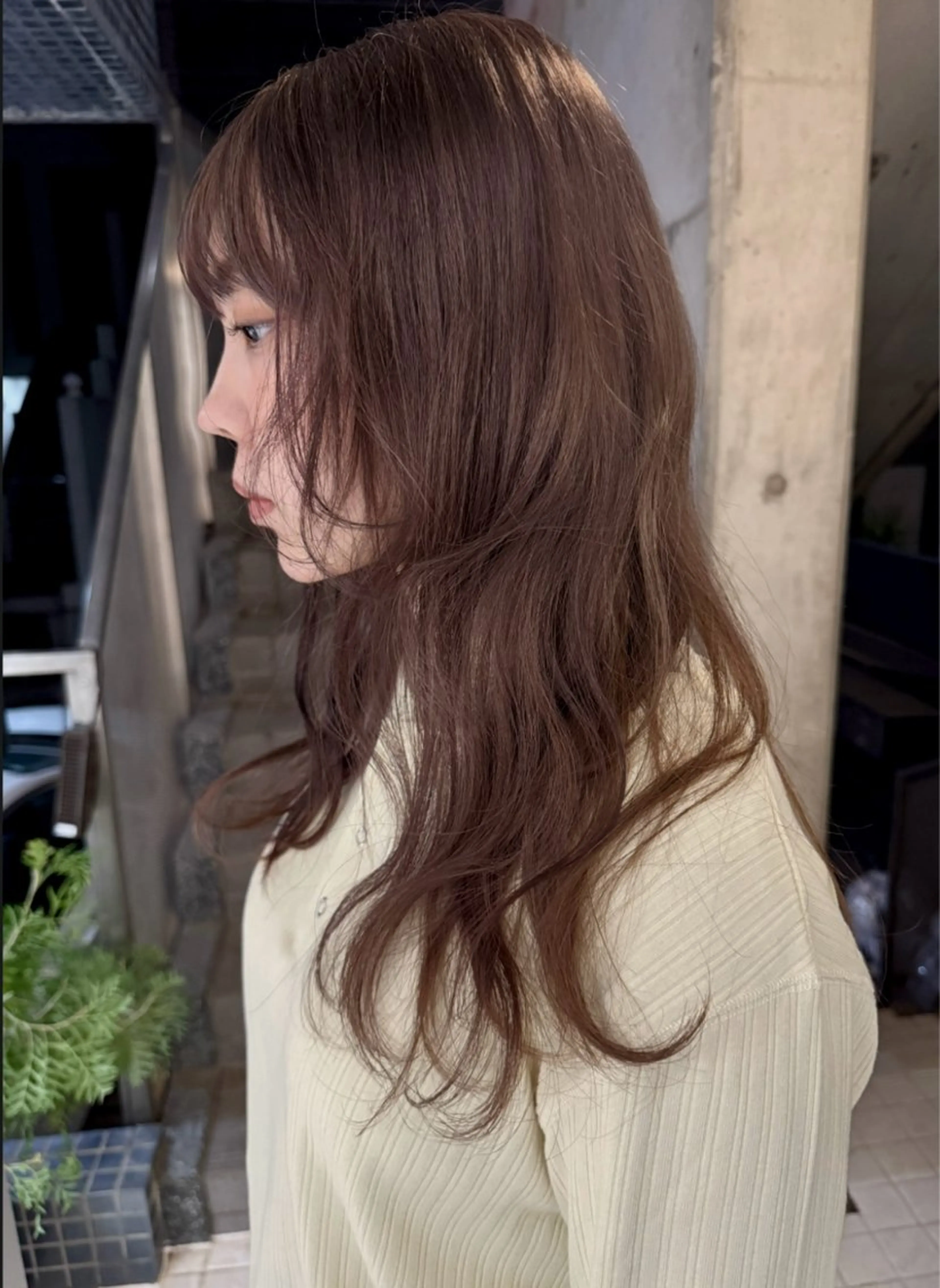 ロング カラー ヤナギヤ カノのヘアスタイル