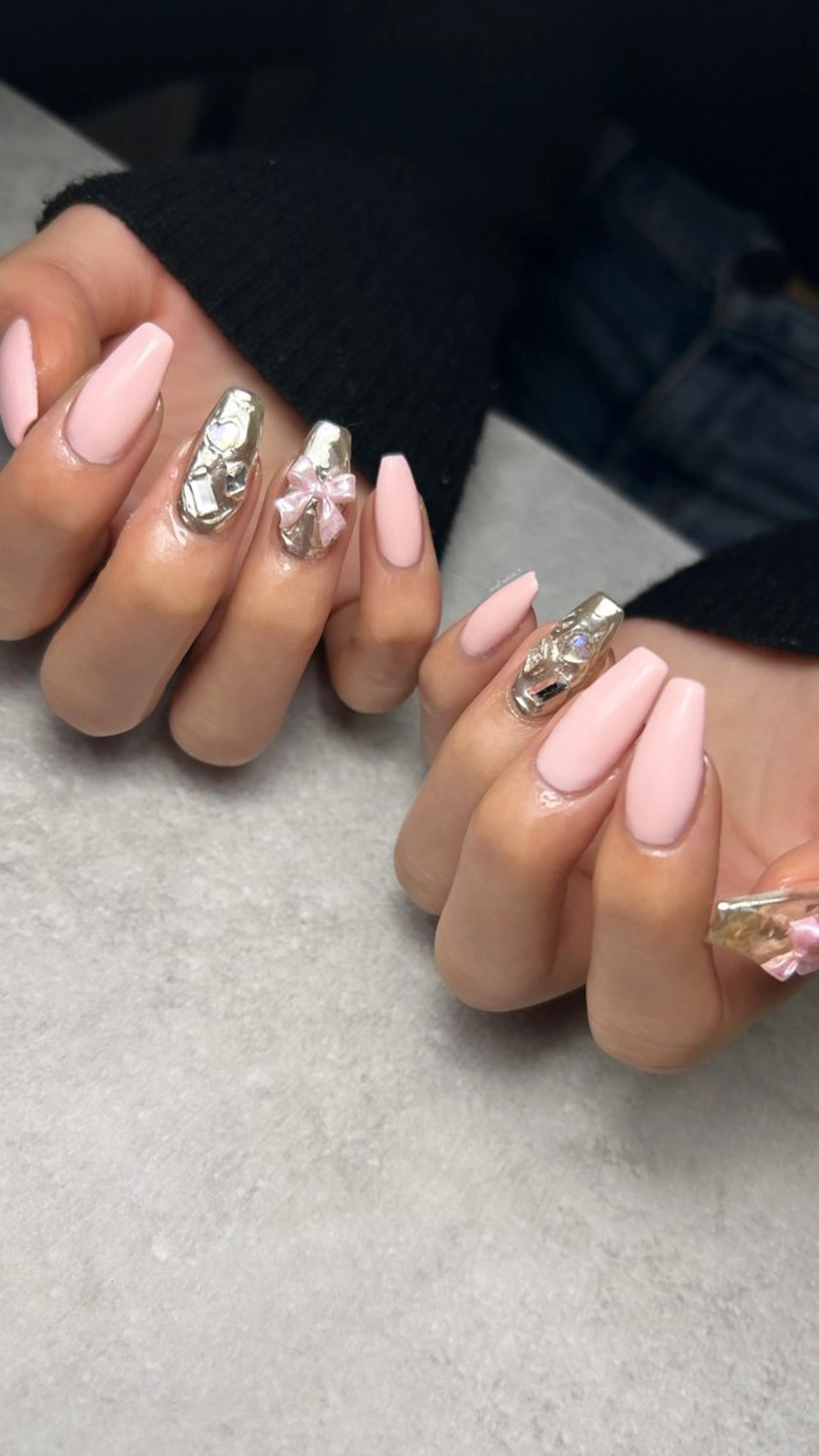 ネイル ジェルネイル 持ち込み スカルプネイル ハンドネイル 関山 志乃のネイルデザイン