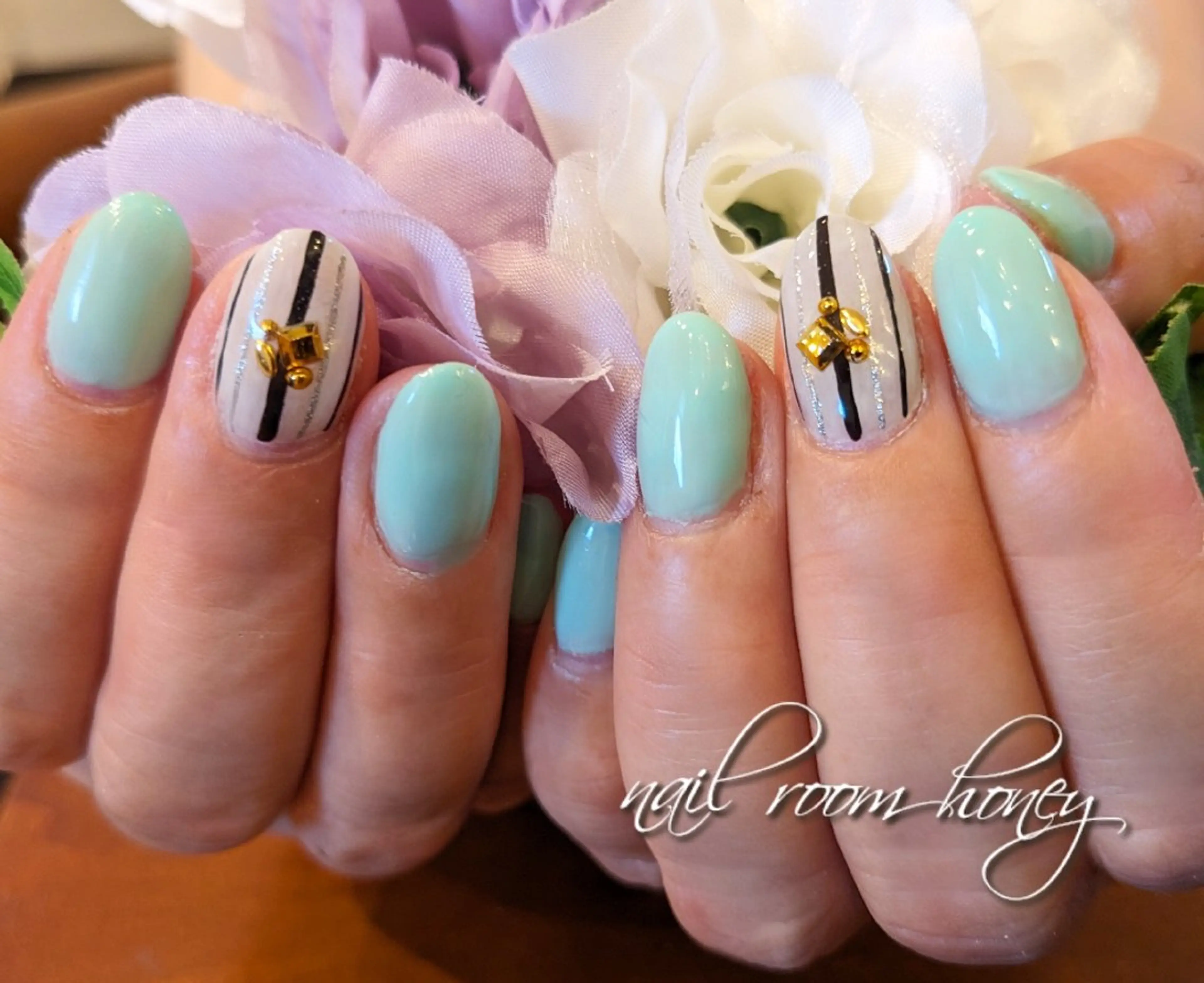 ネイル グリーン nail room  honeyのネイルデザイン