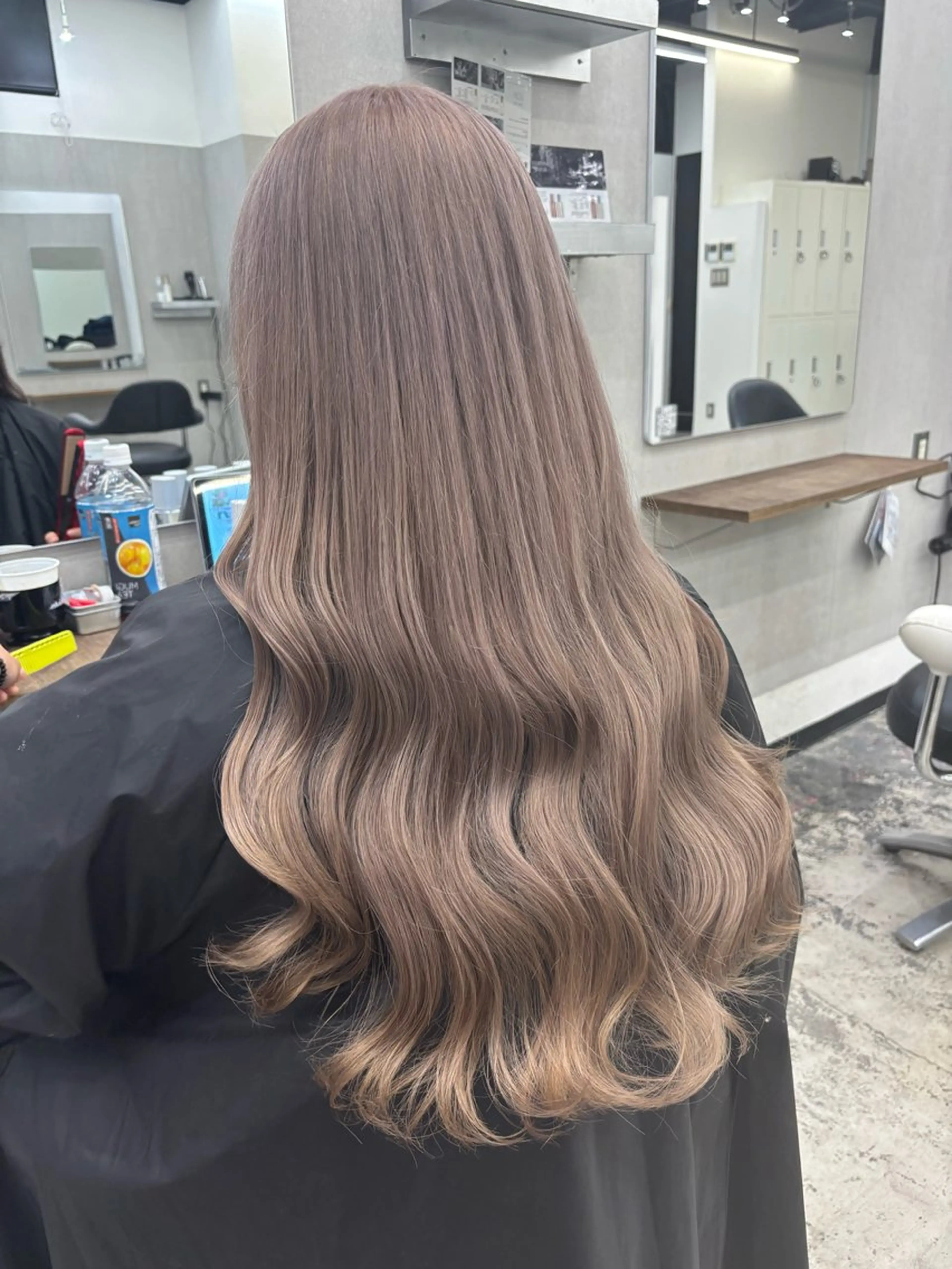 ロング ヘアカラー 🌈ハイトーンカラー ⋆˚ʚɞにいな🌈のヘアスタイル
