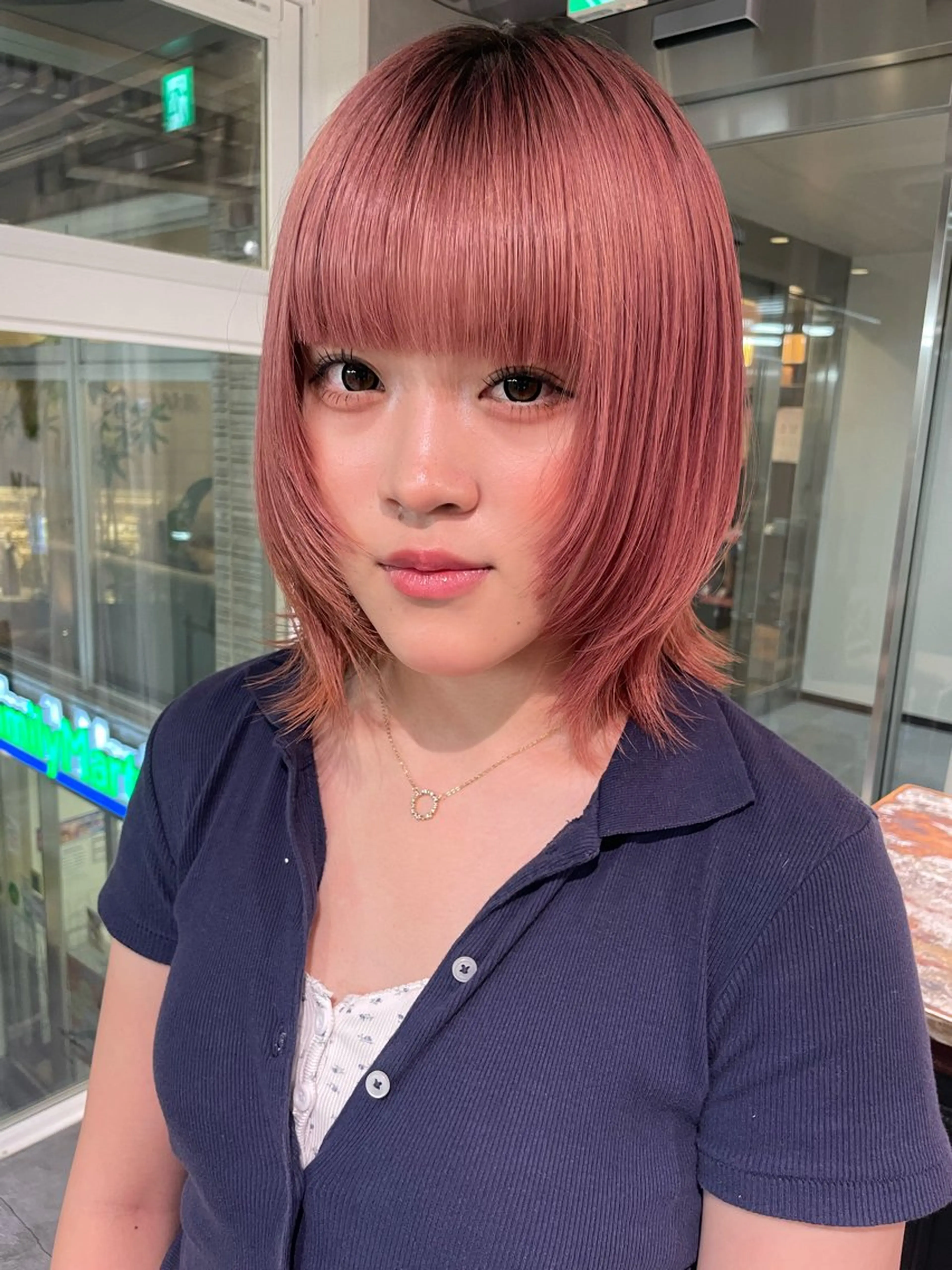 ミディアム 顔周りカット レイヤーカット 長野 温佳のヘアスタイル