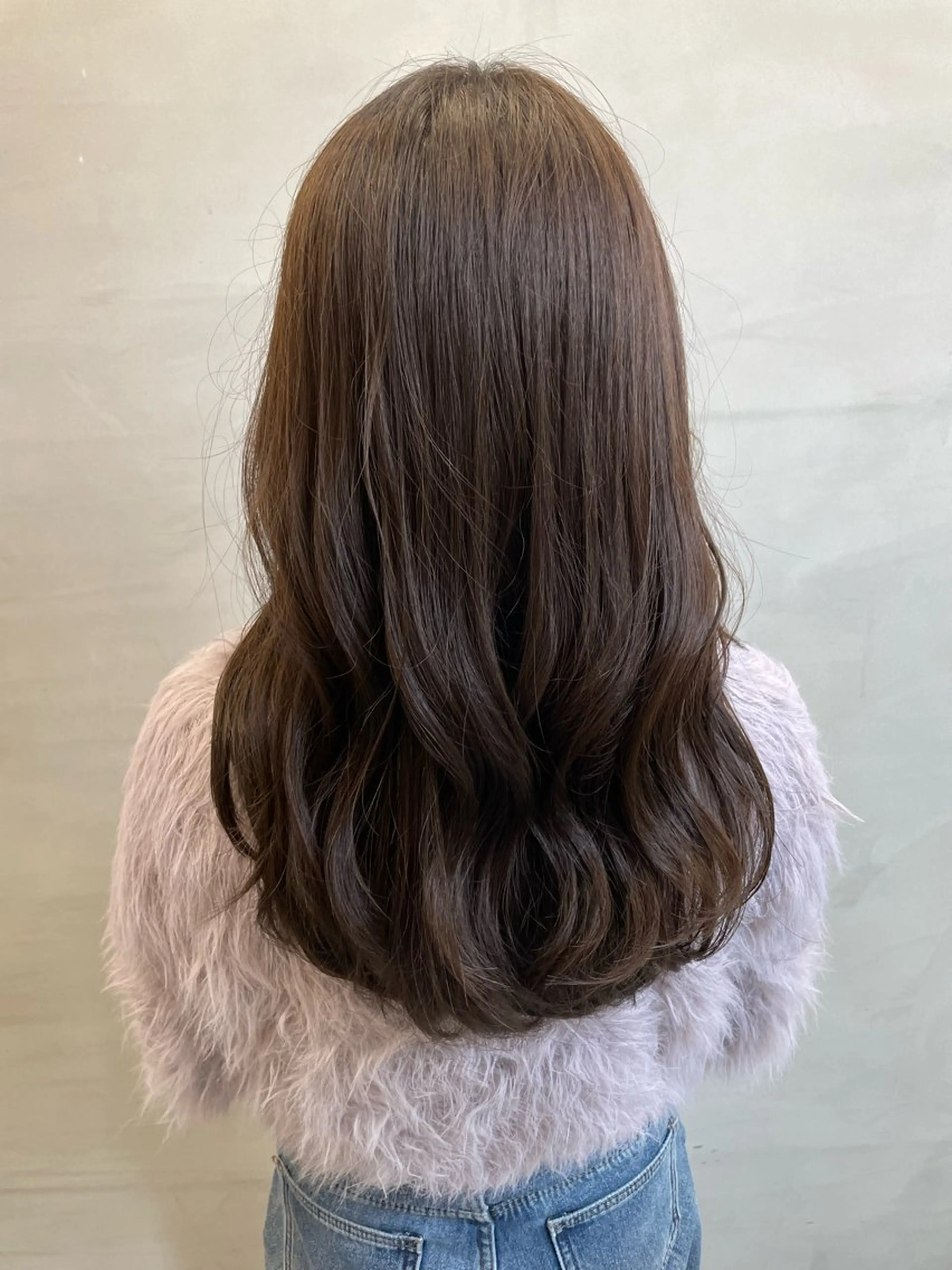 ロング カラー グレージュ 高山🐬髪質改善 池袋で縮毛矯正のヘアスタイル