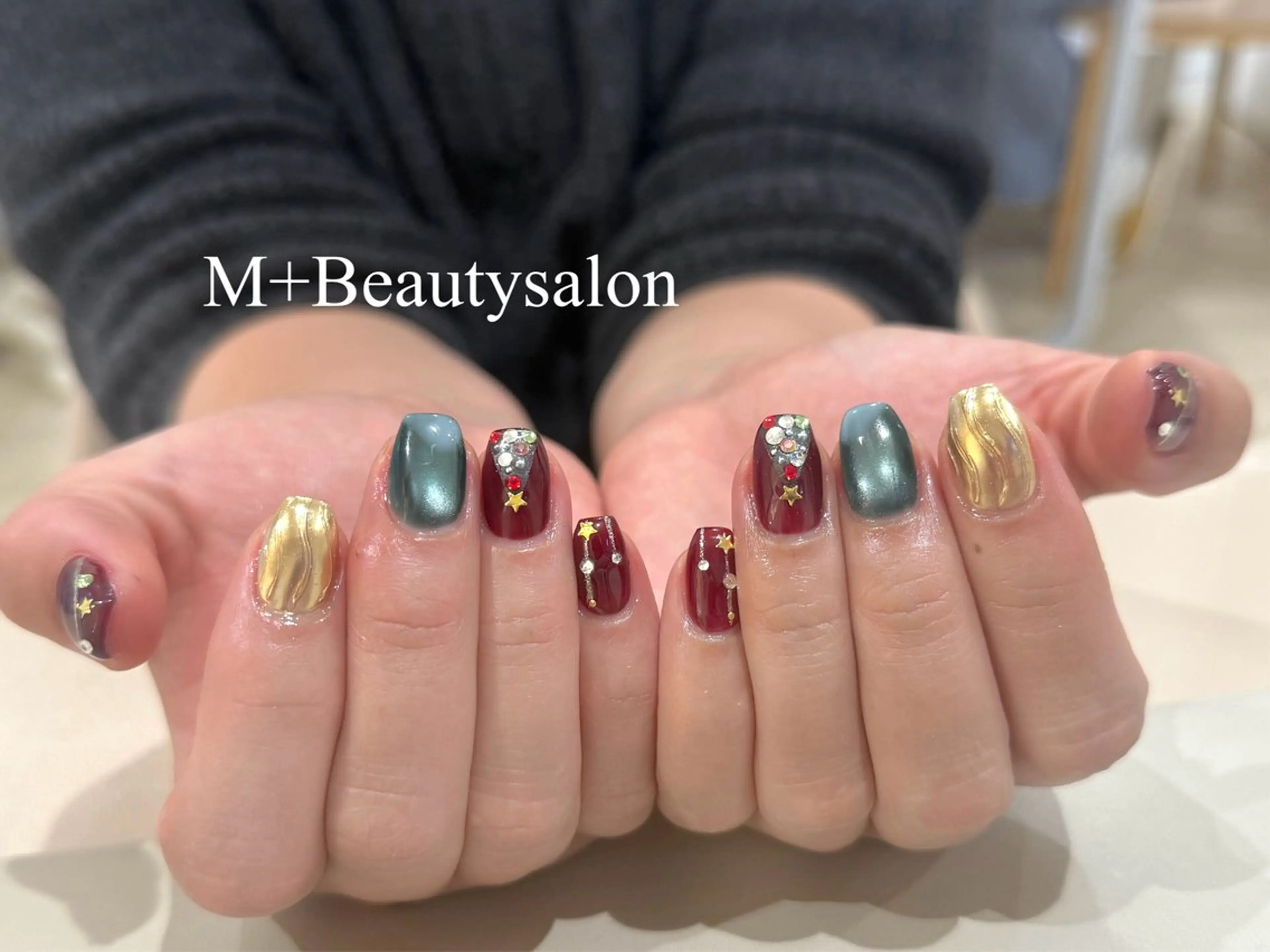 ネイル M+  Beauty Salonのネイルデザイン