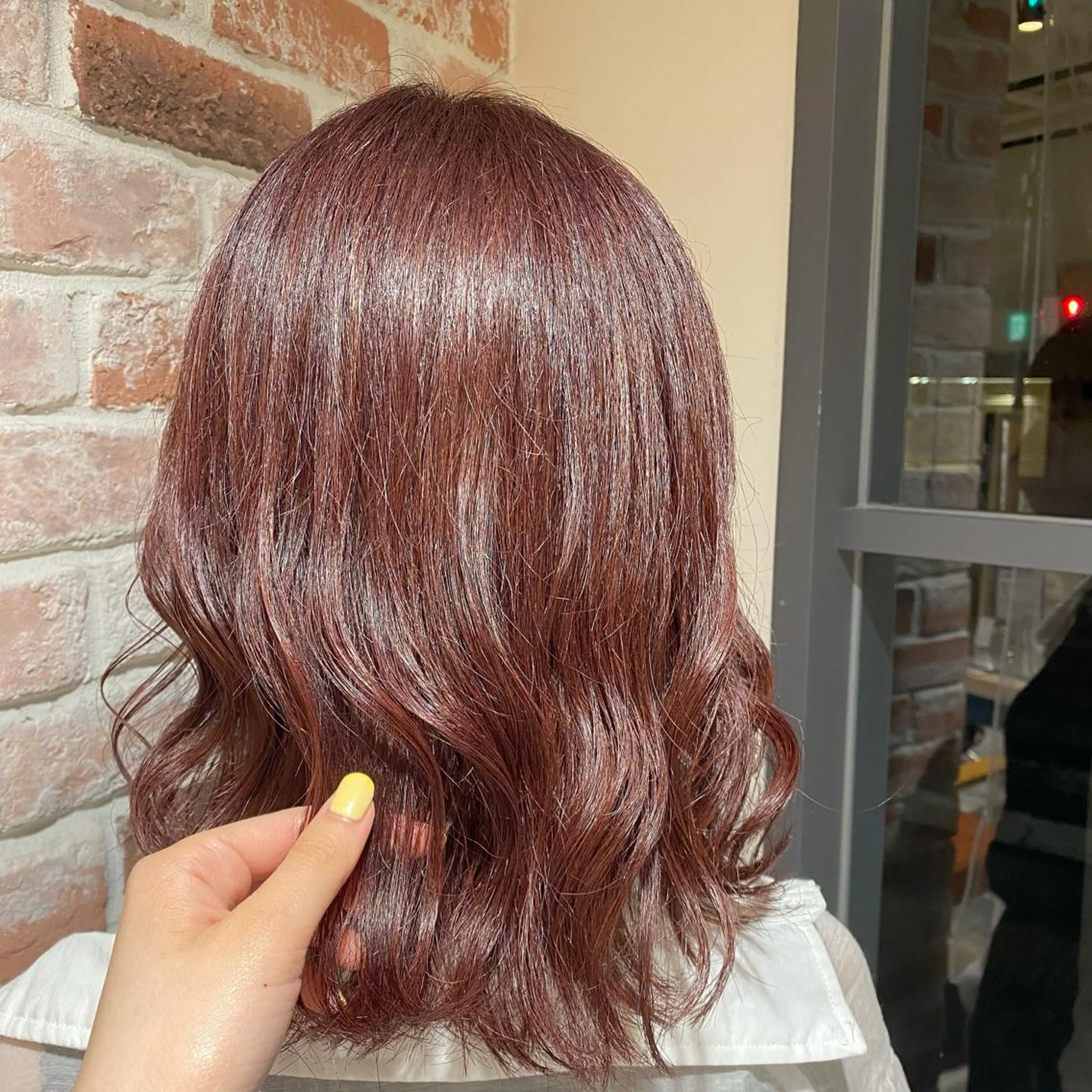 ミディアム カラー レッドカラー 関口 桃花🌷 暖色カラーのヘアスタイル